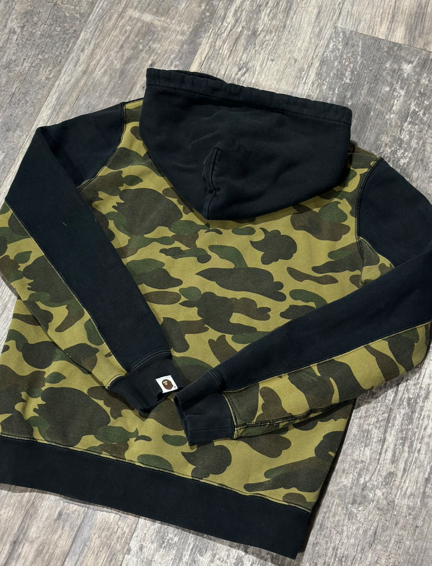 A Bathing Ape Sweatshirt Size Extra Small