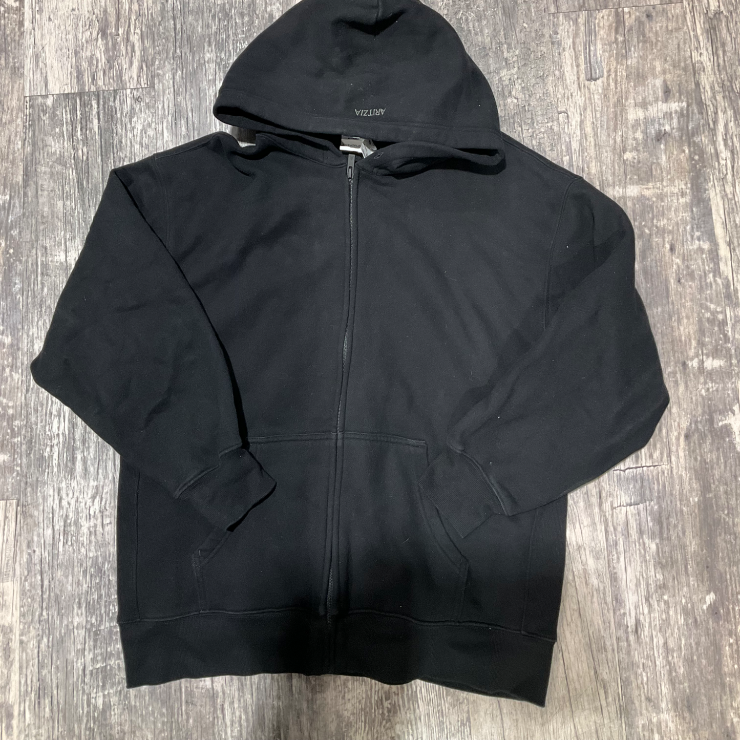 Aritzia Sweater Size Medium