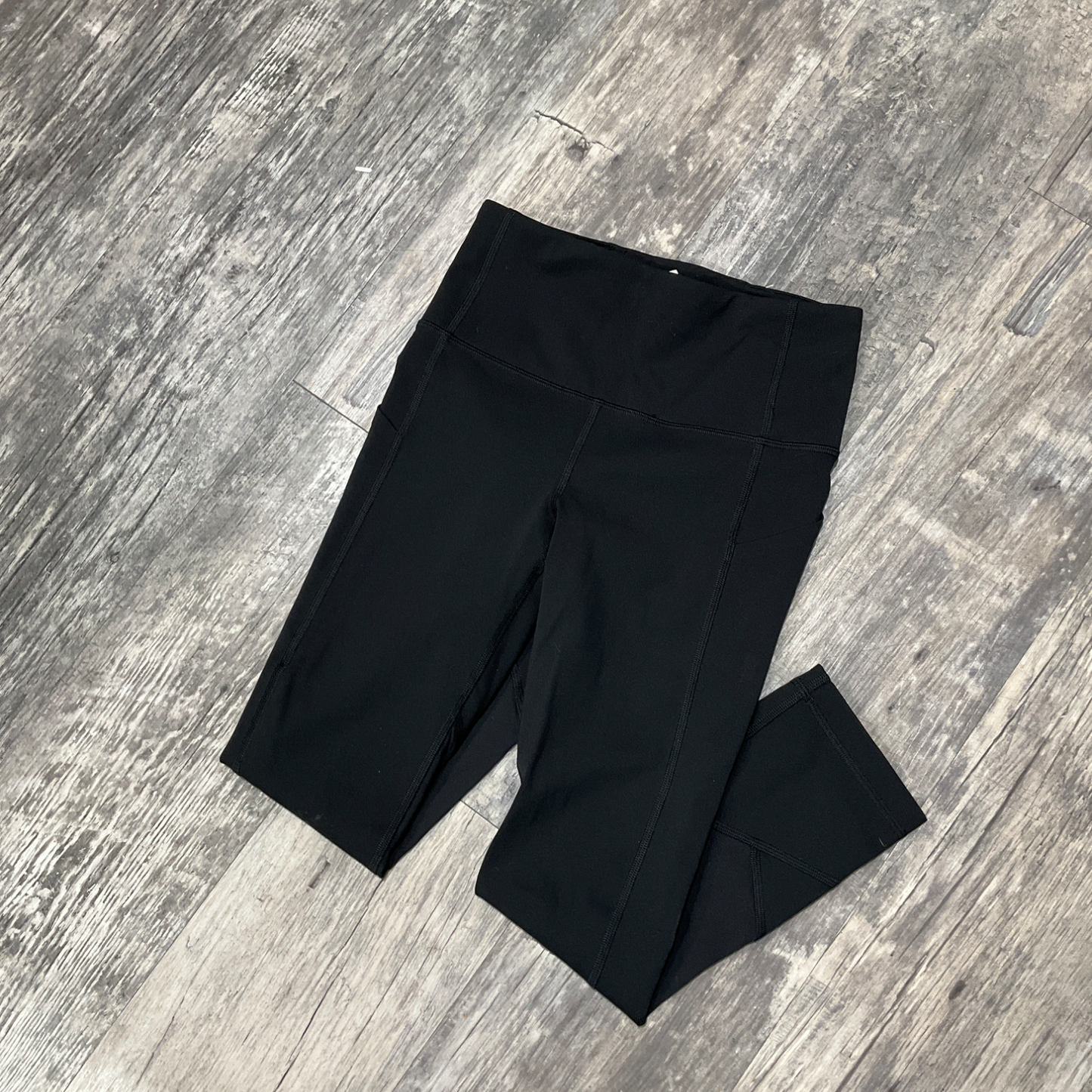 Lulu Lemon Athletic Pants Size 2 (26)