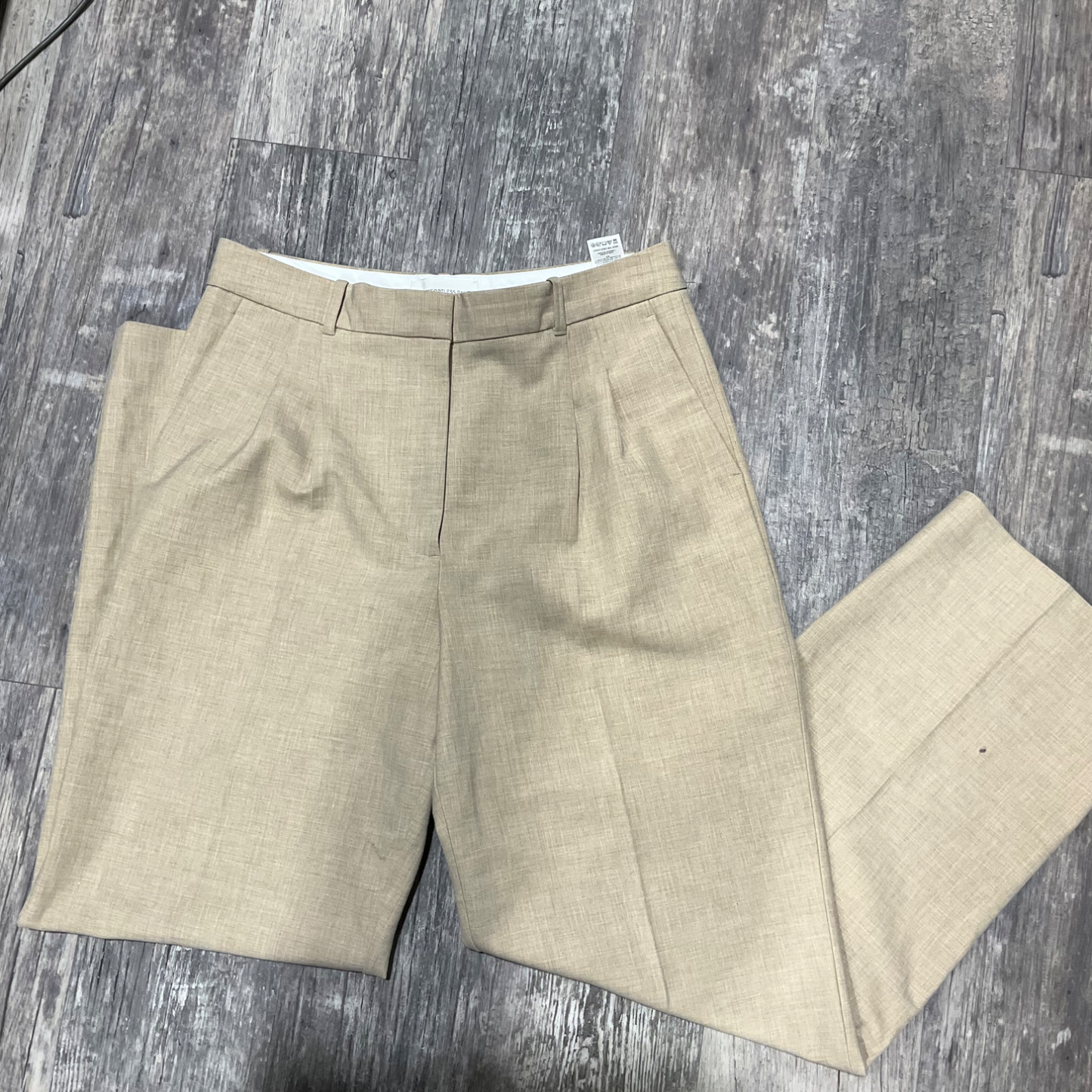 Wilfred Khakis Size 13/14 (32)