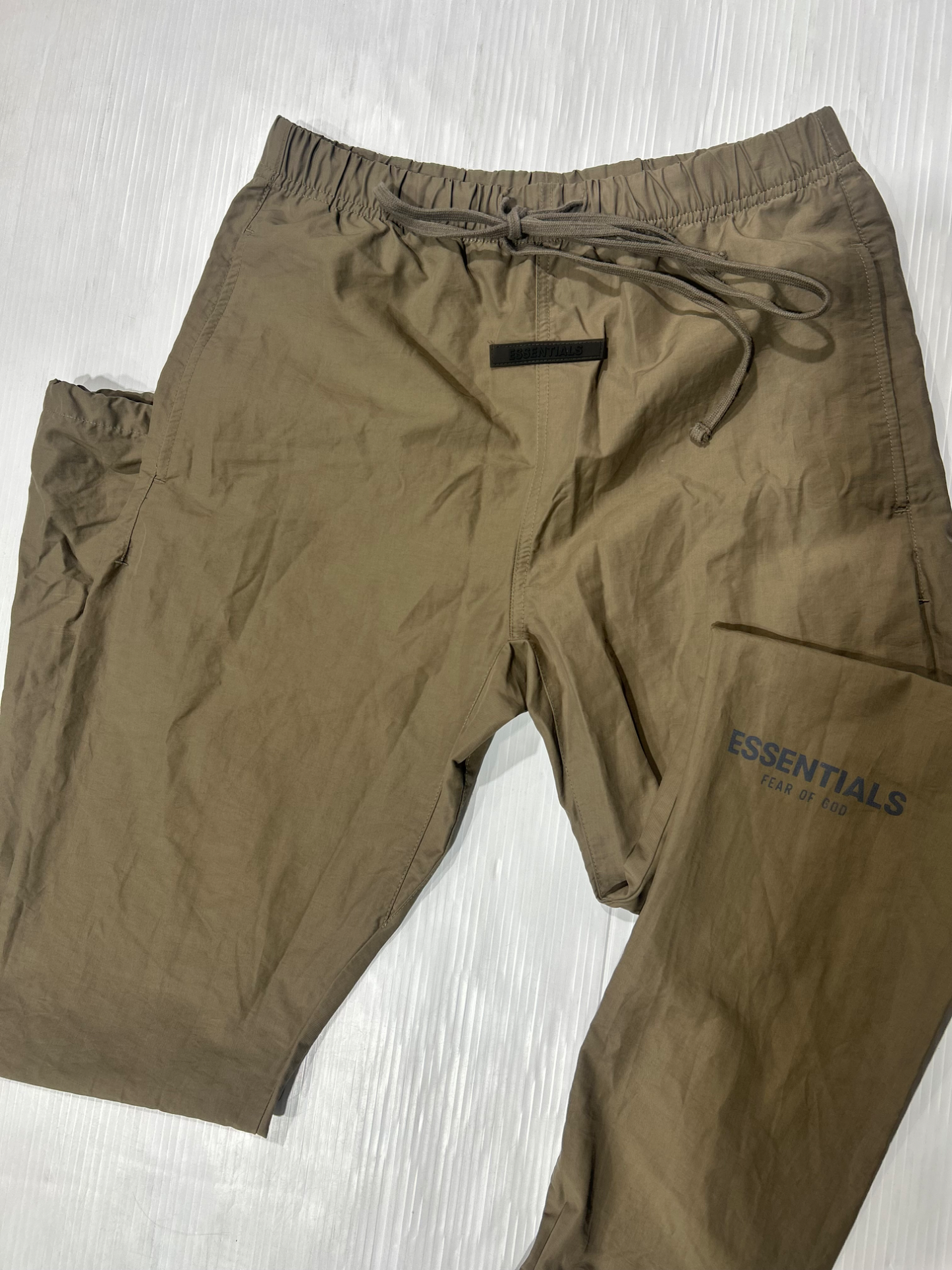 Fear Of God Essentials Khakis Size Extra Small