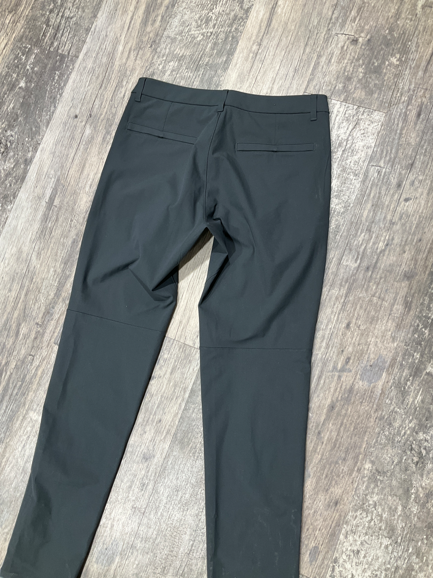 Lulu Lemon Khakis Size 33