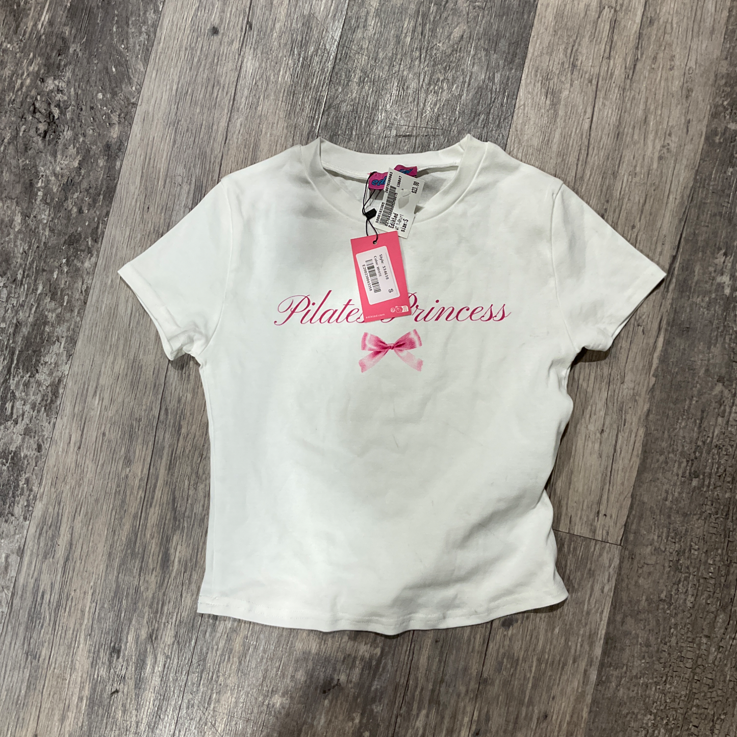 Edikted T-Shirt Size Small
