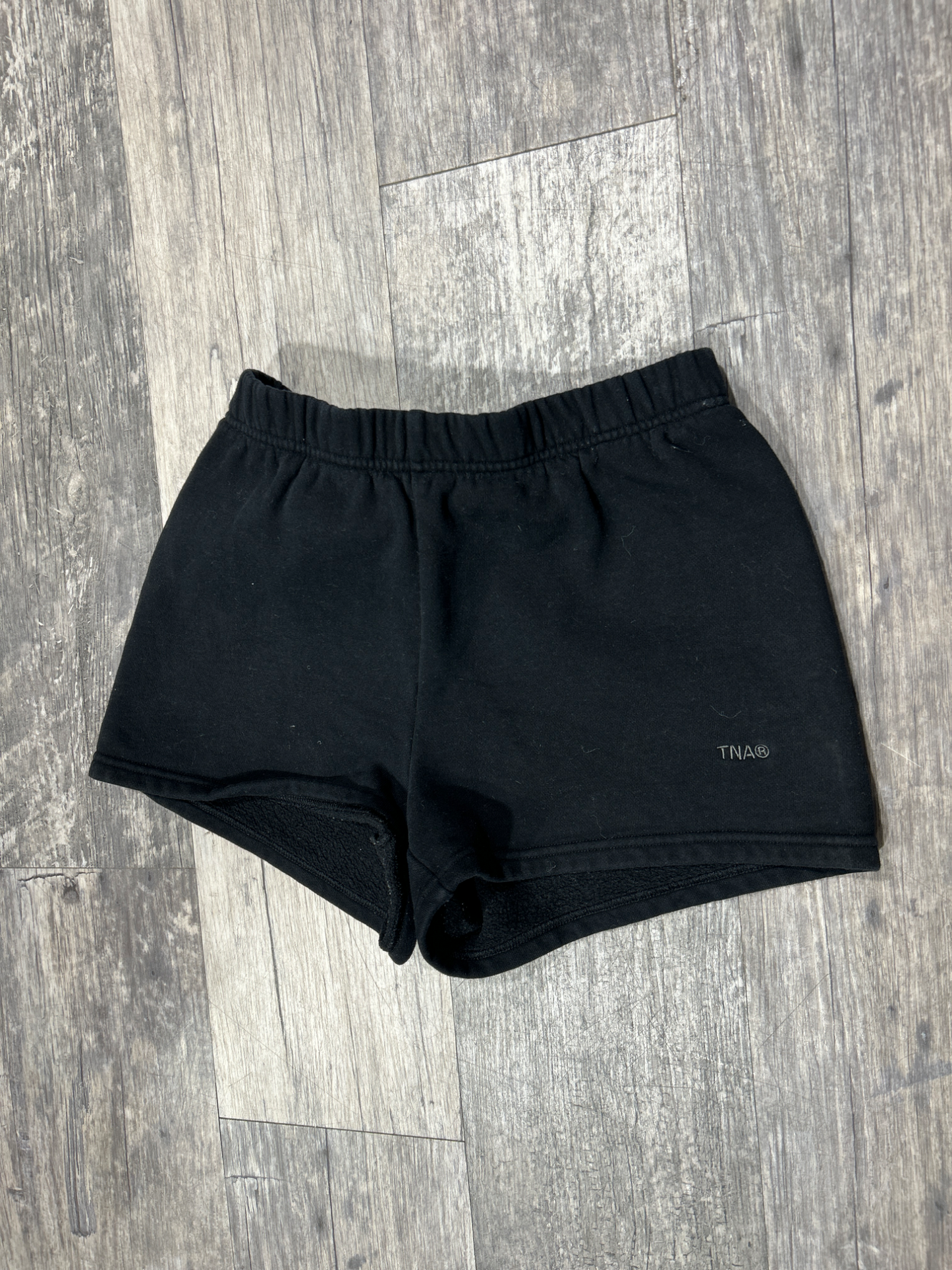 Aritzia Shorts Size Medium