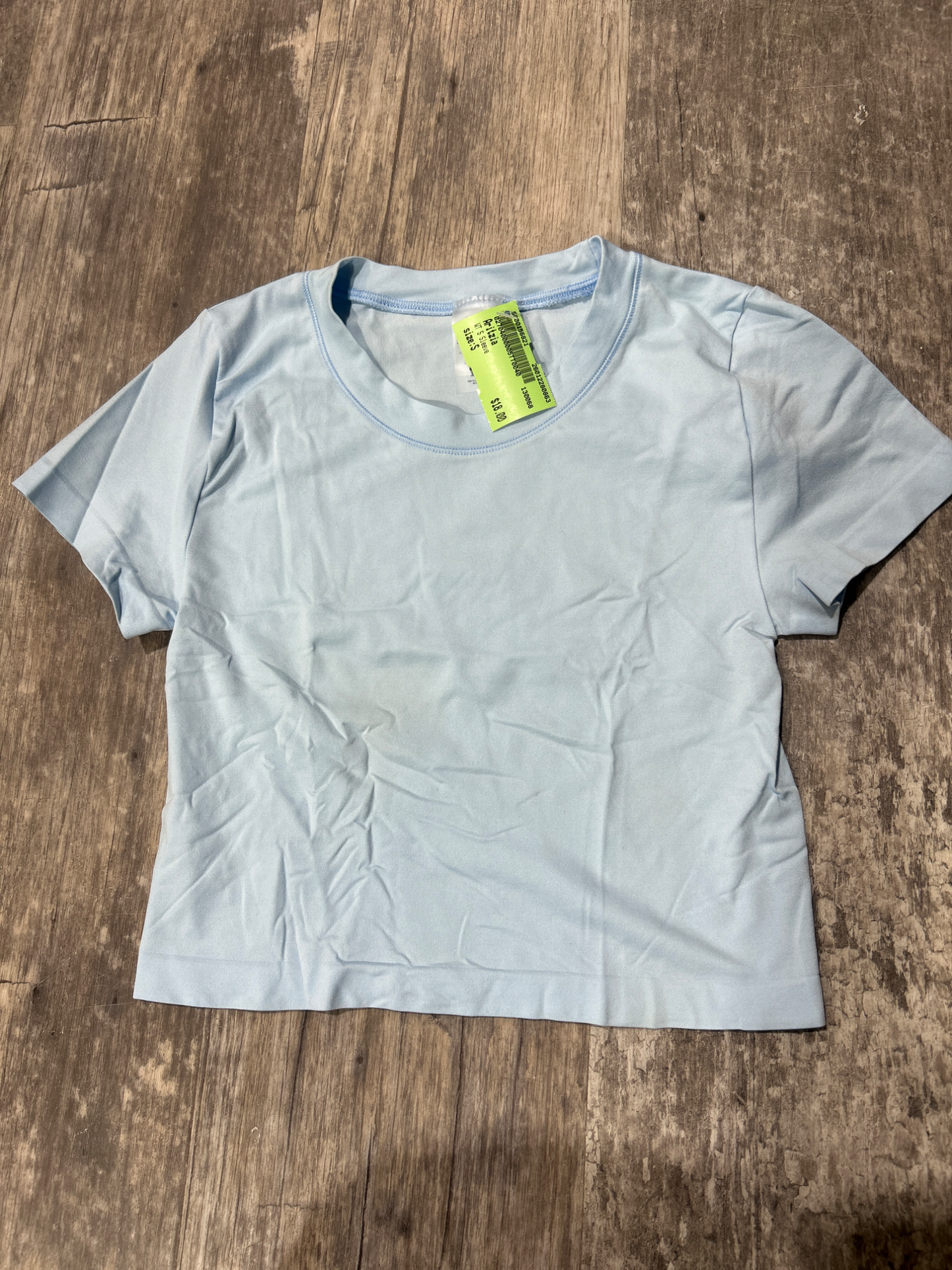 Aritzia Short Sleeve Top Size Small