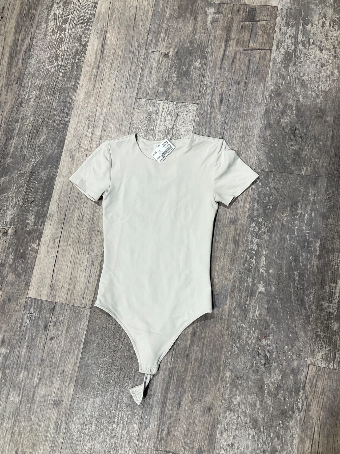 Aritzia Short Sleeve Top Size Extra Small