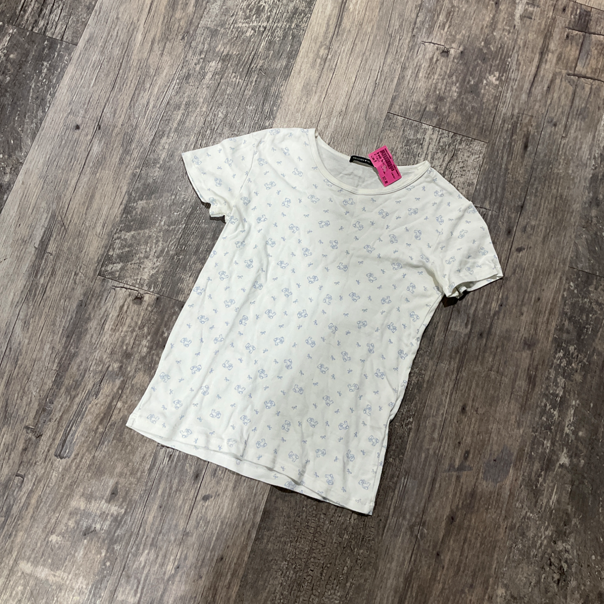 Brandy Melville T-Shirt Size Medium