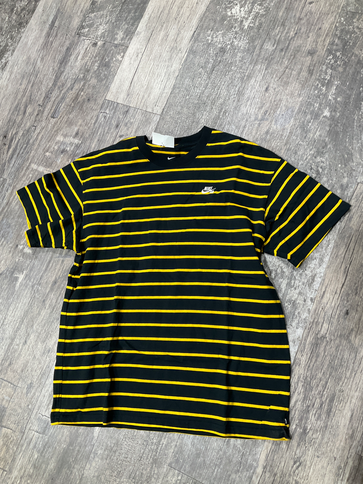 Nike Short Sleeve Top Size Large