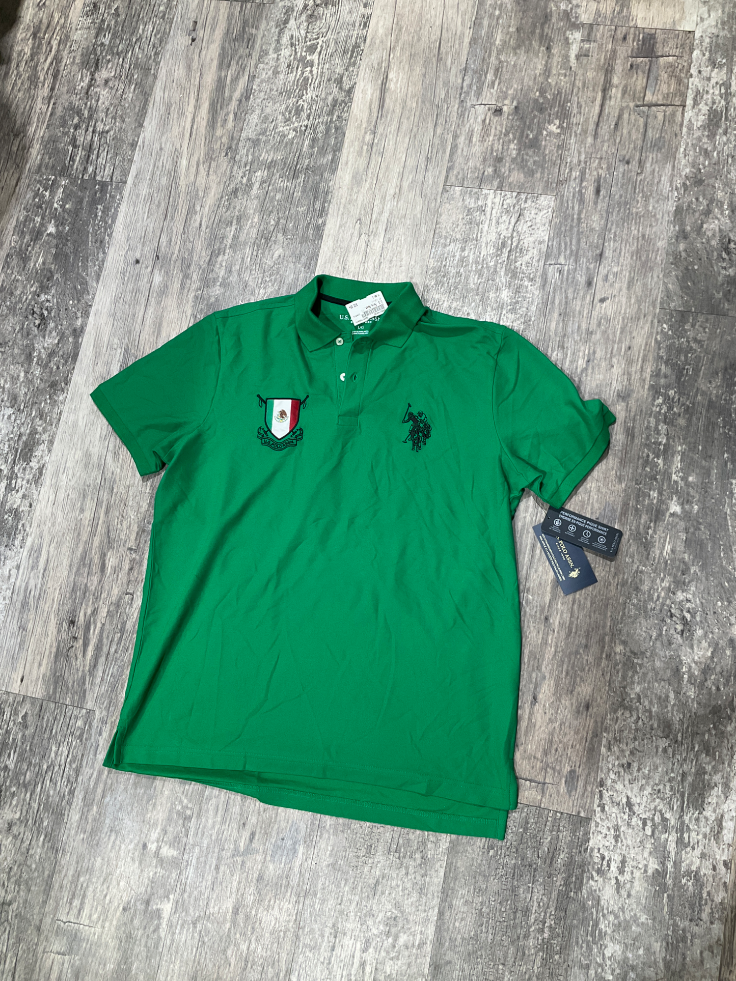U.S. Polo Assn. T-shirt Size Large