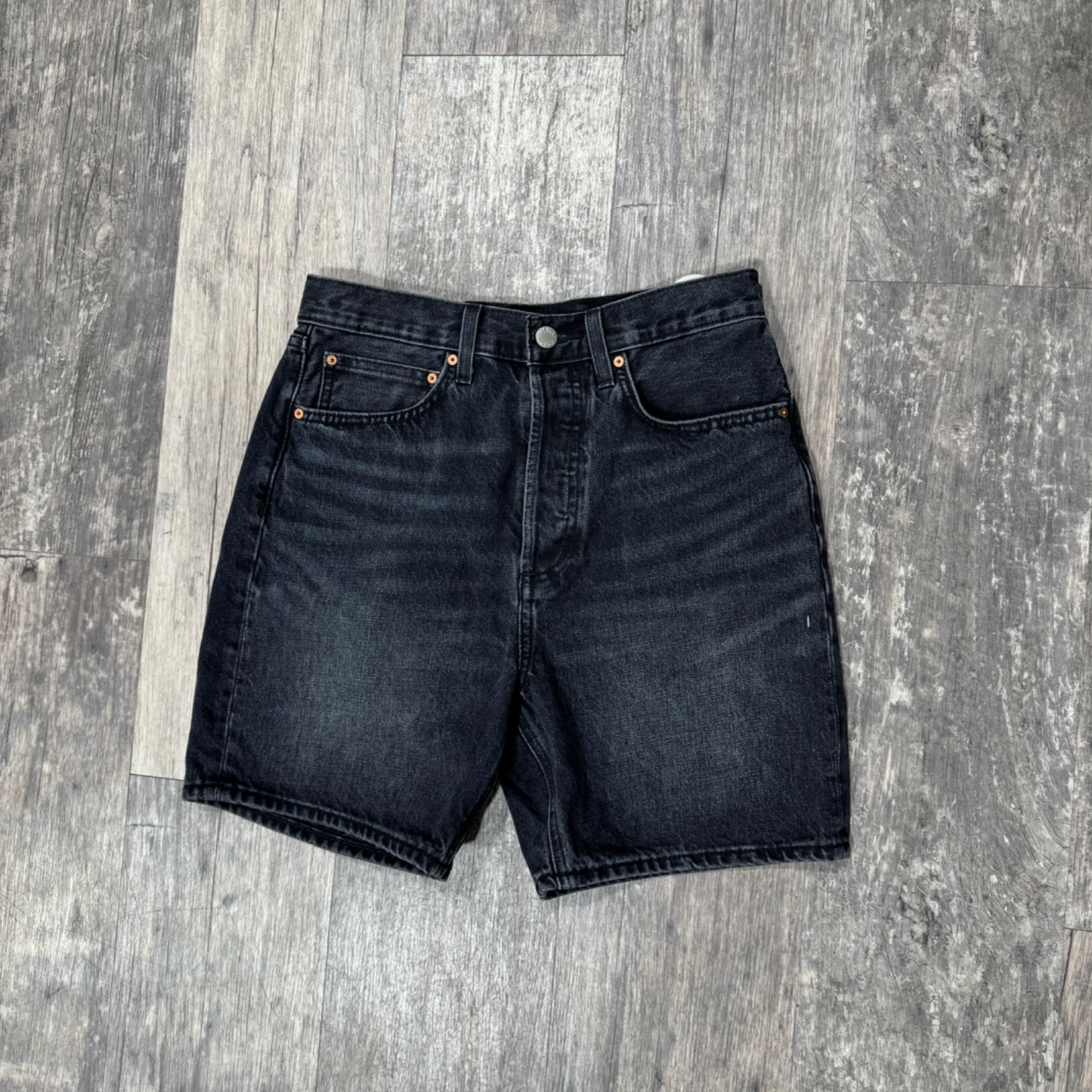 Denim Forum Shorts Size 3/4