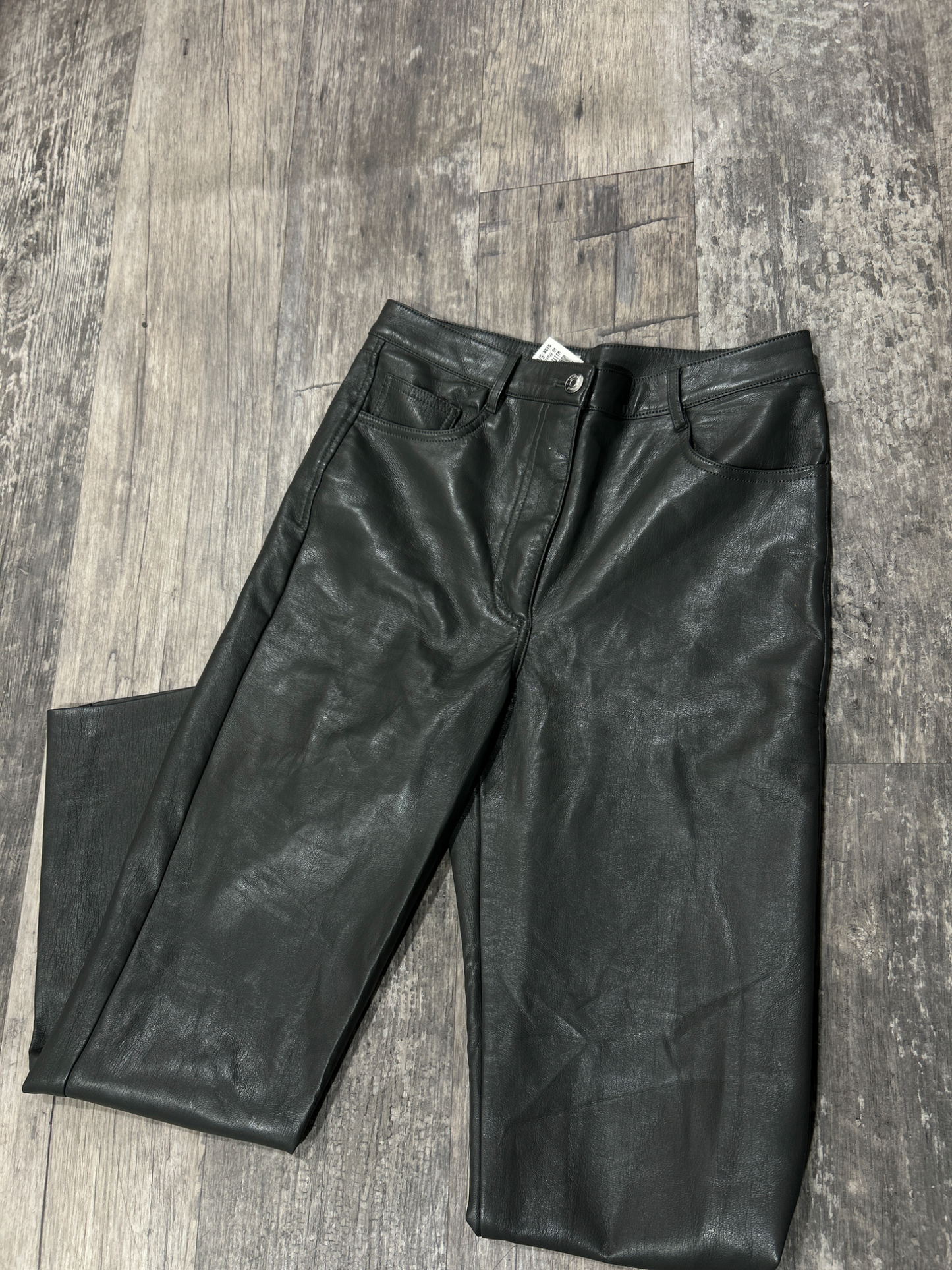 Wilfred Khakis Size 5/6 (28)