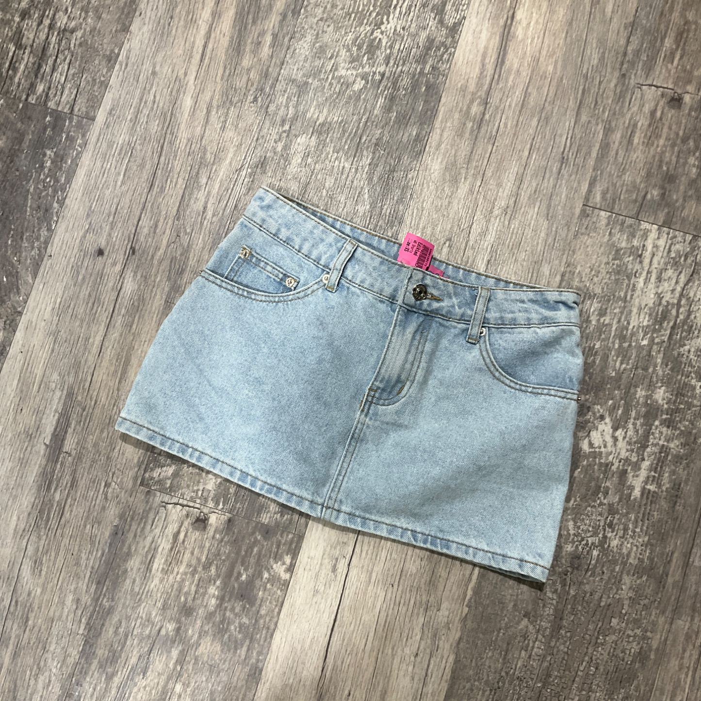 Edikted Shorts Size Extra Small