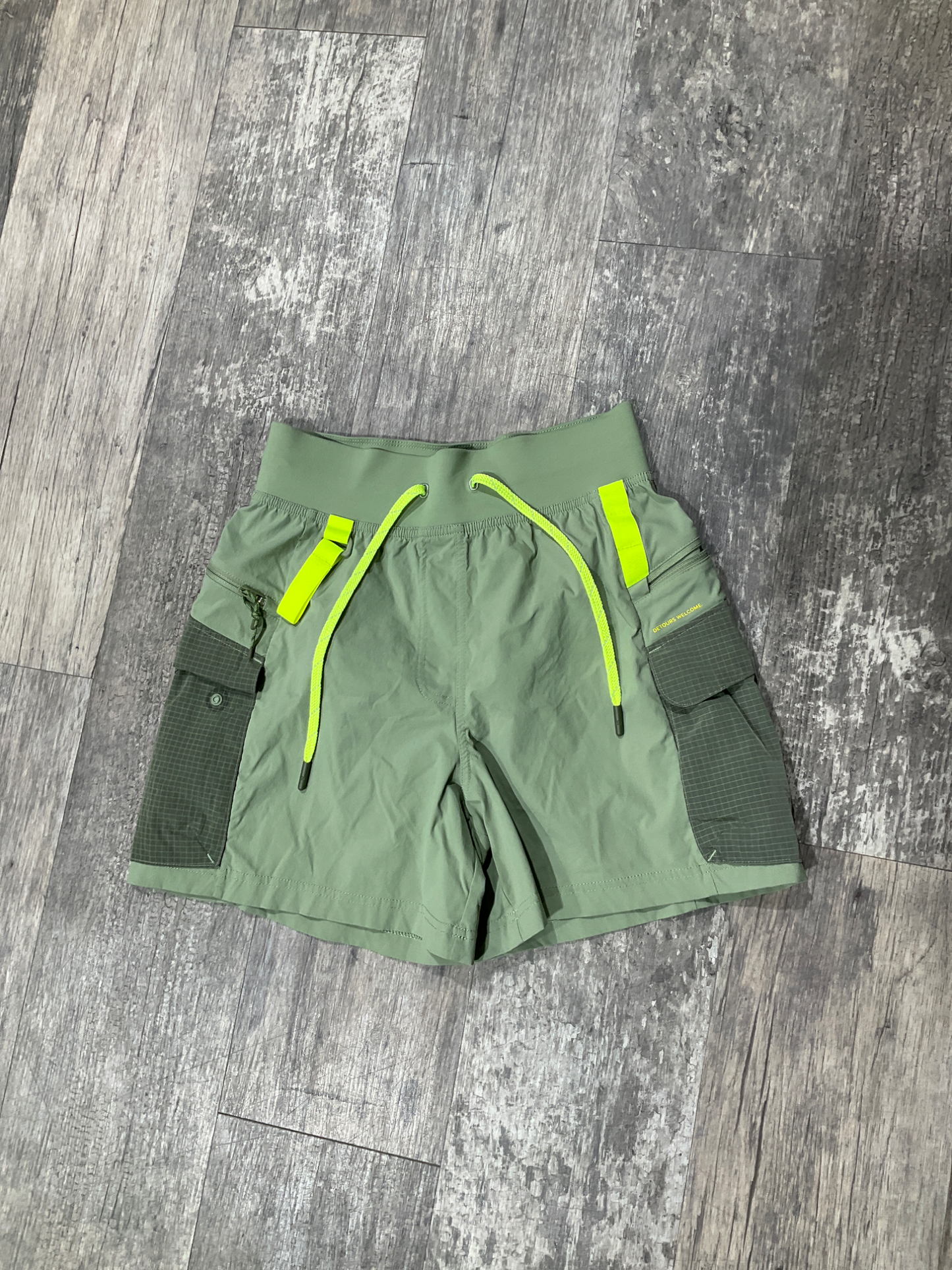 Lululemon Shorts Size 4