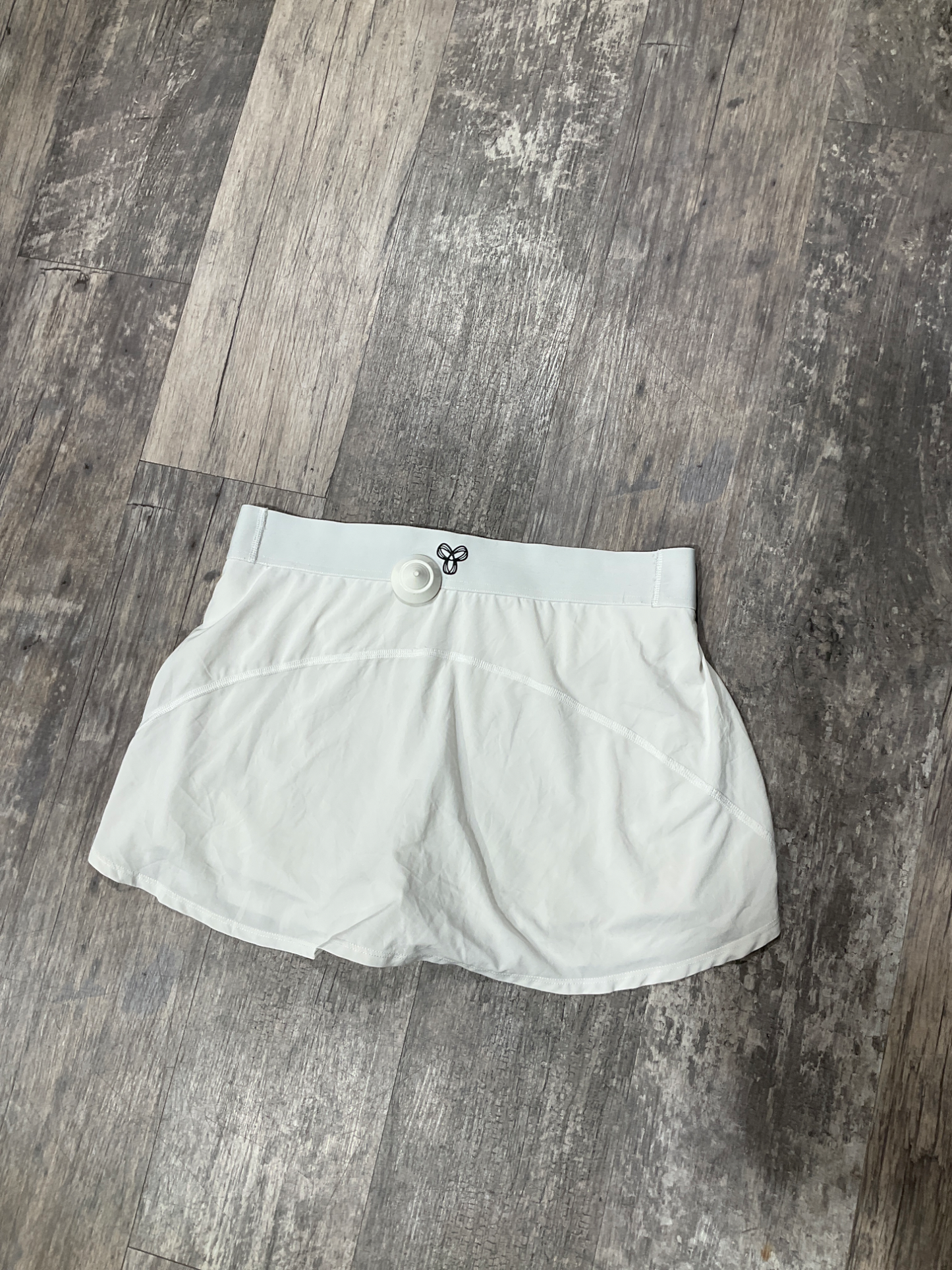 Tna Short Skirt Size Large