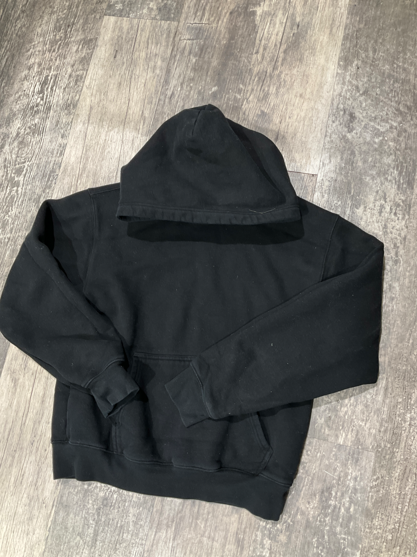 Tna Sweater Size Medium