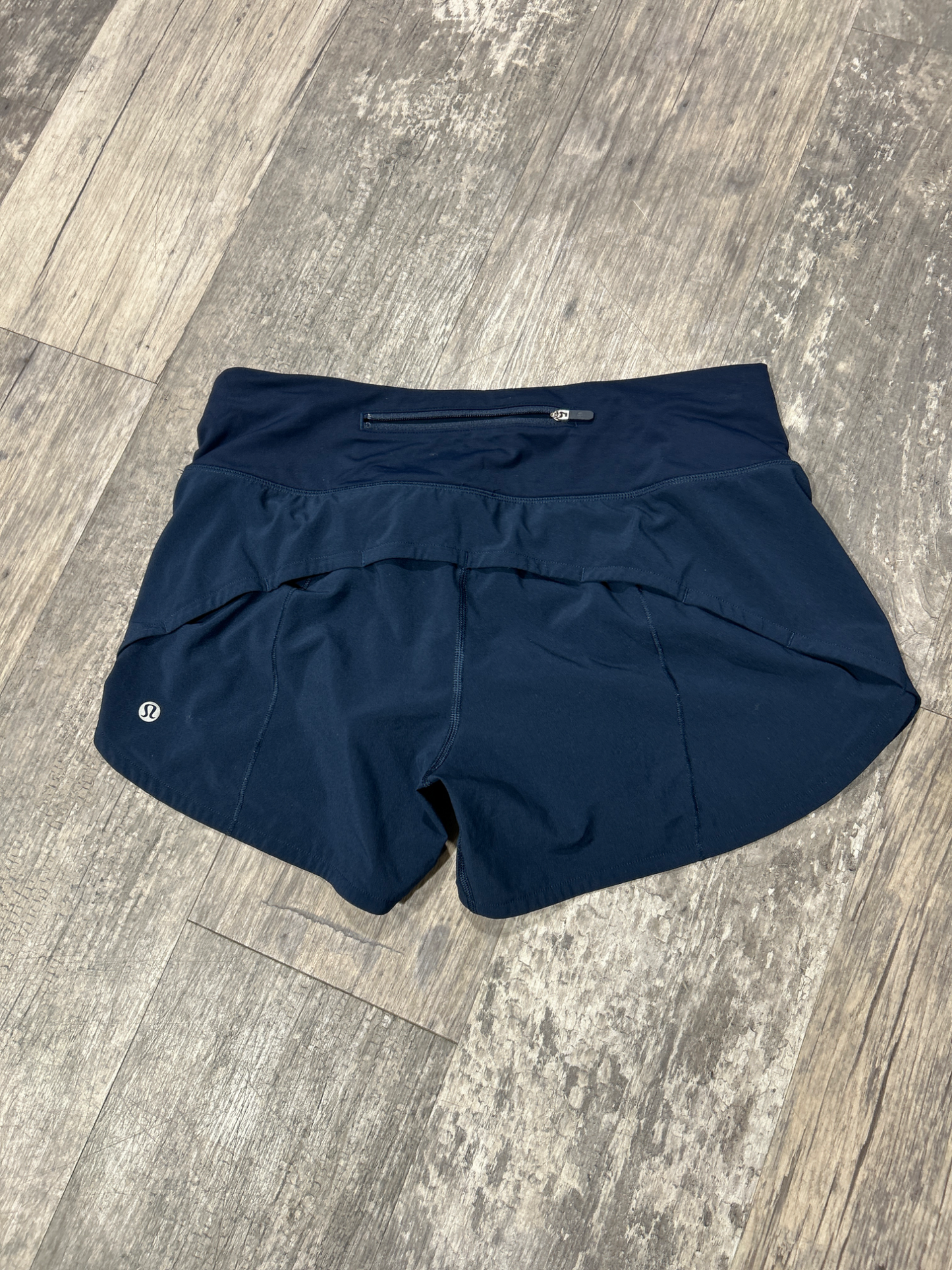 Lulu Lemon Athletic Shorts Size Medium