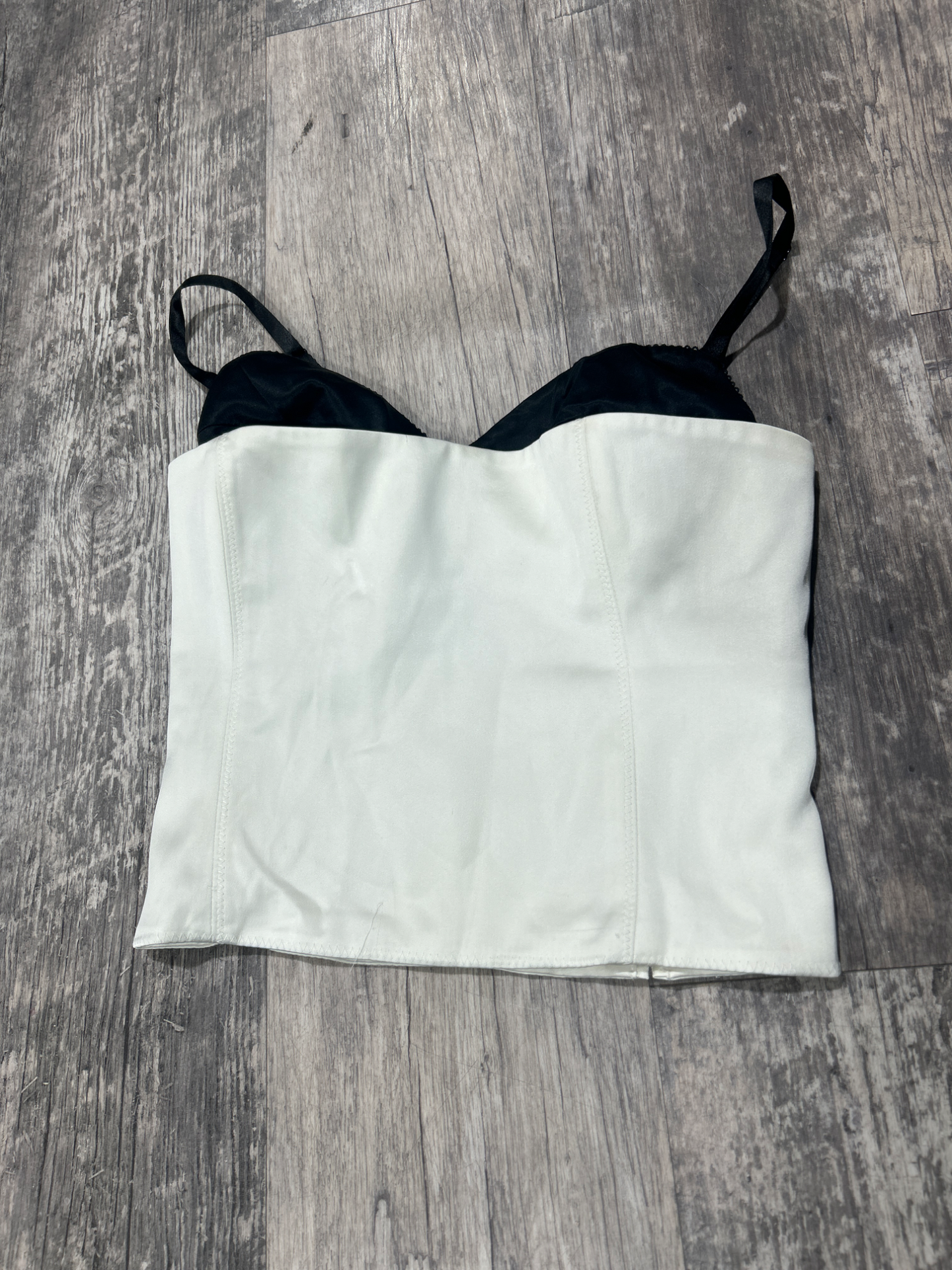 Aritzia Tank Top Size Medium