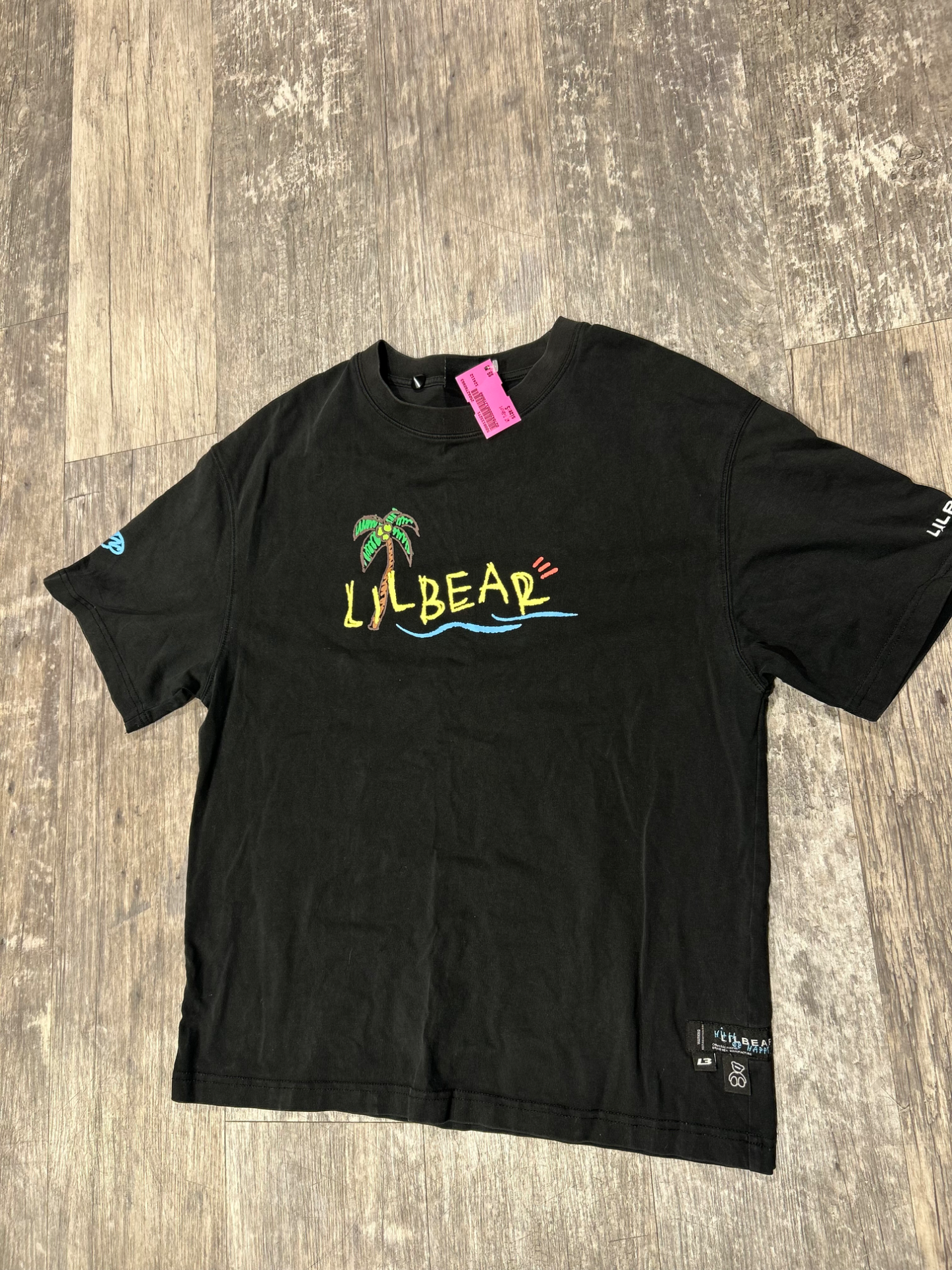 T-Shirt Size Small