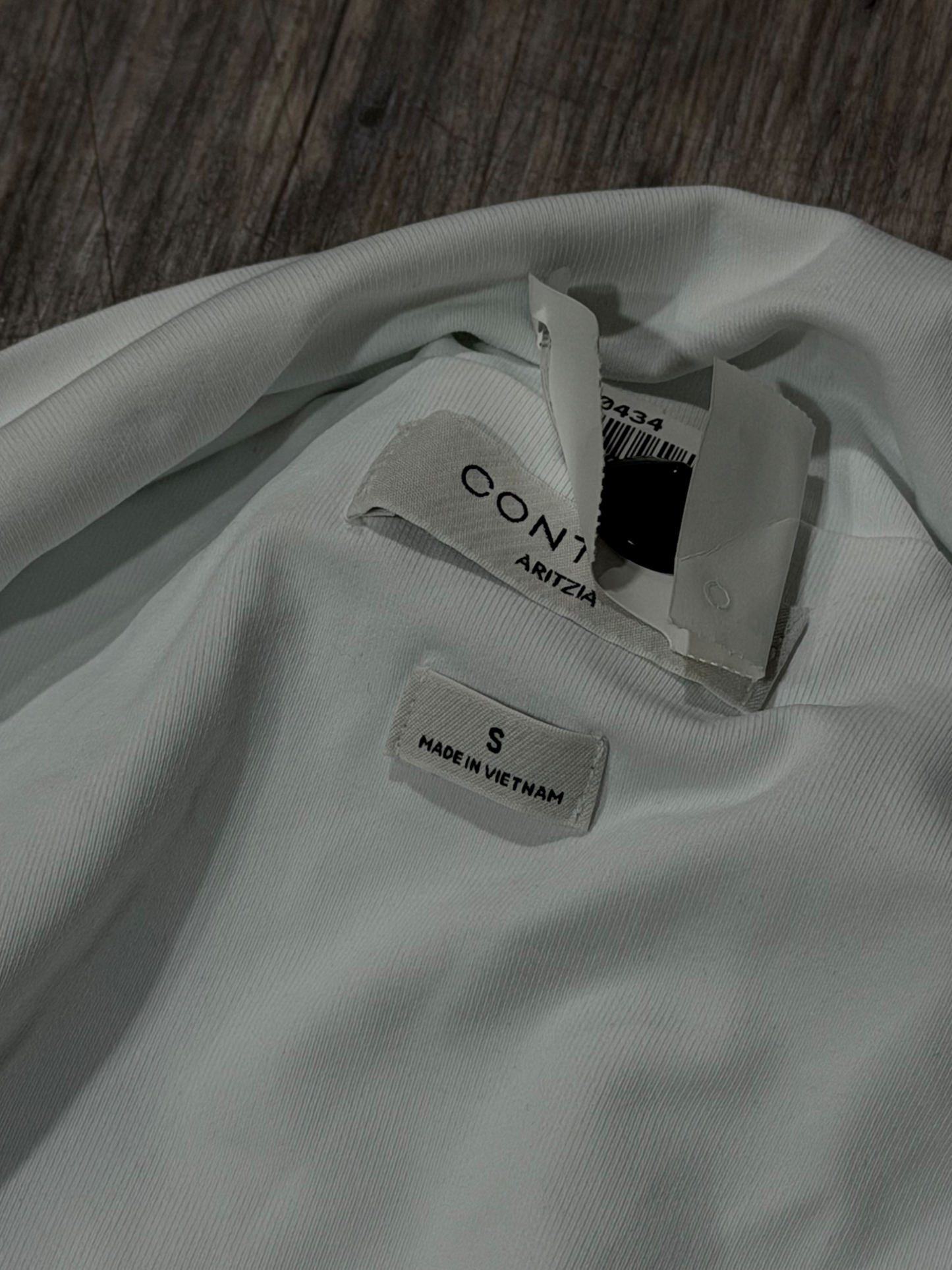 Aritzia Tank Top Size Small