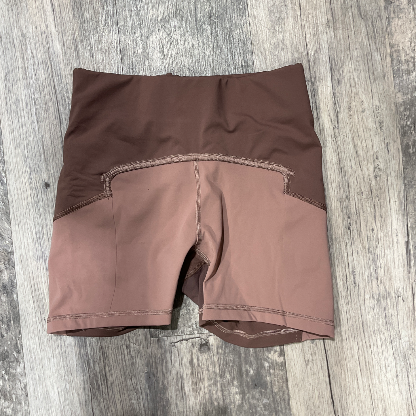 Lulu Lemon Athletic Shorts Size Small