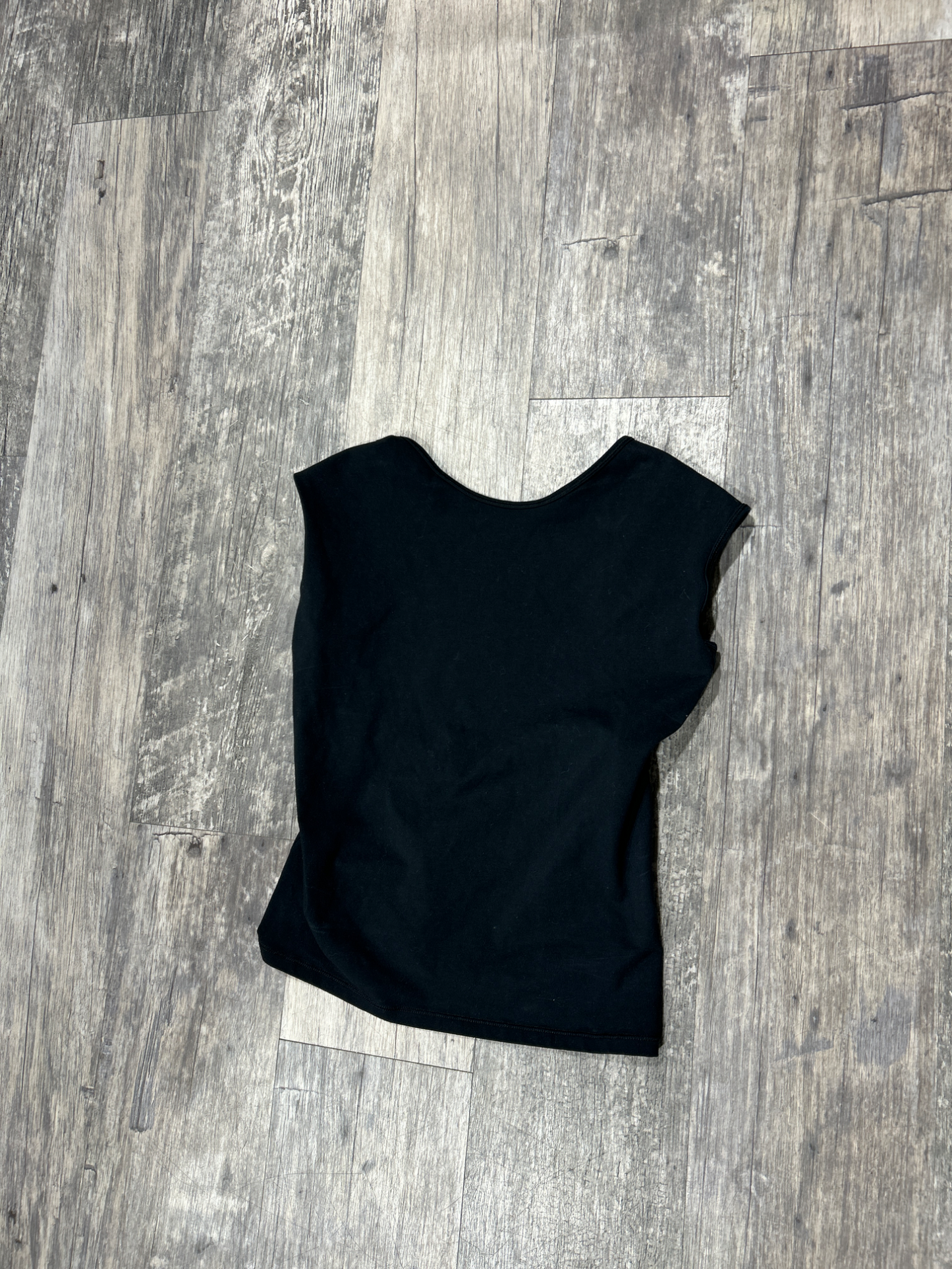 Tna T-Shirt Size Medium