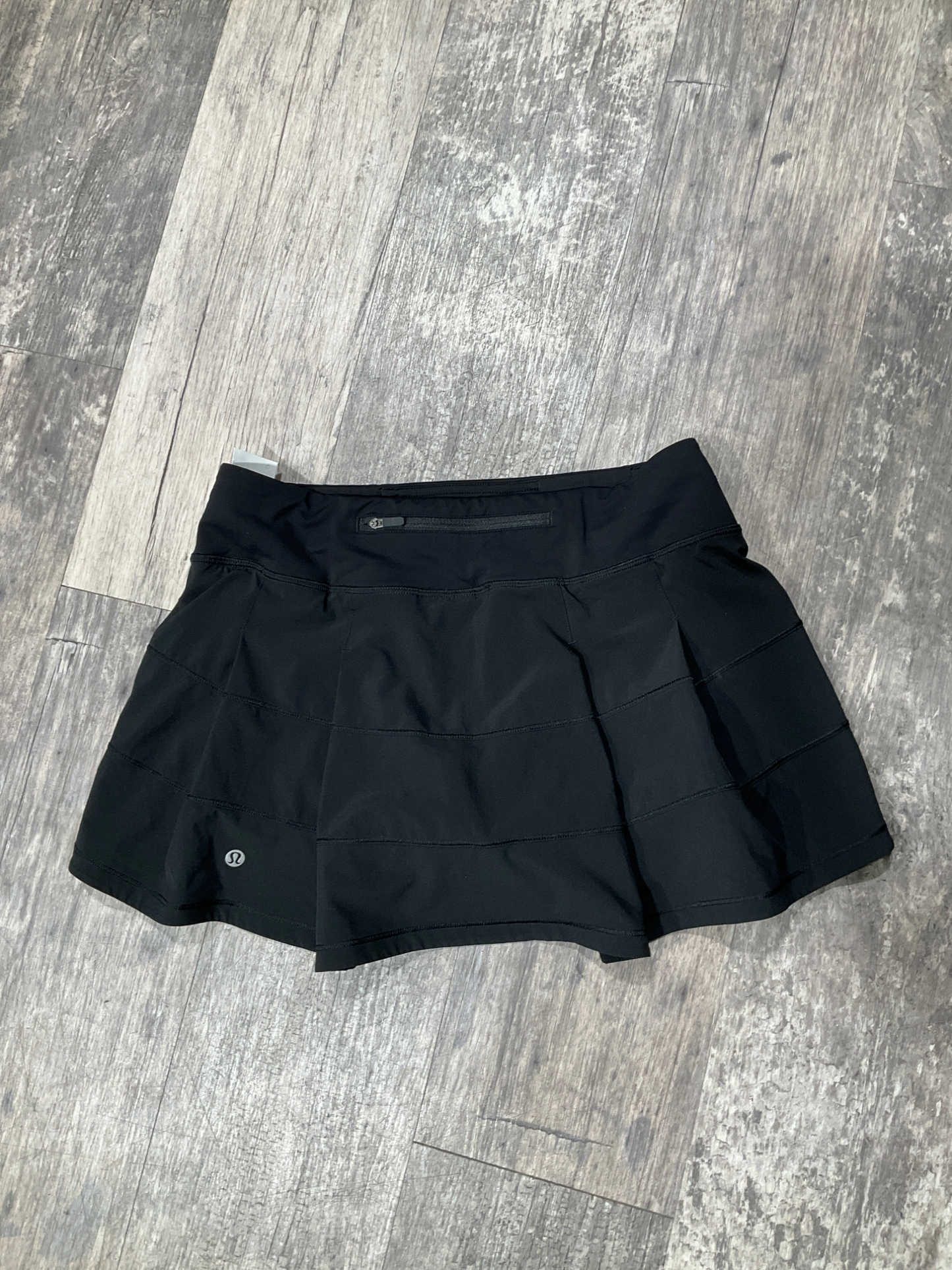 Lulu Lemon Athletic Shorts Size 6