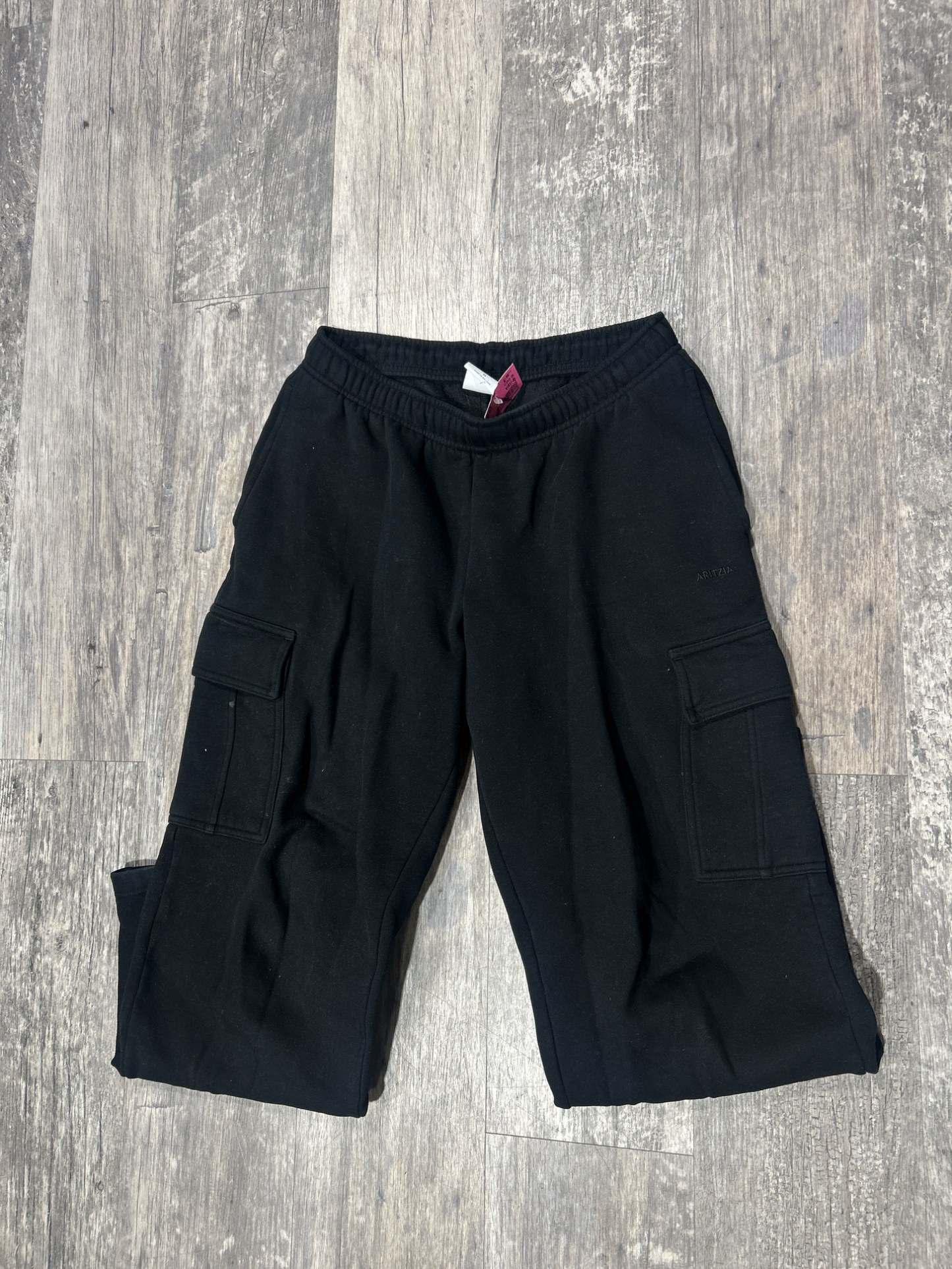 Aritzia Khakis Size Medium