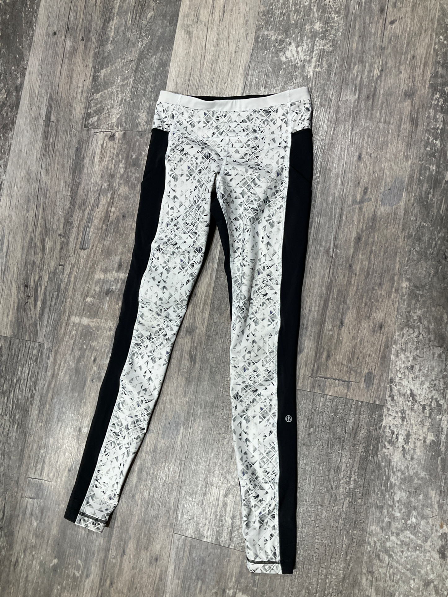 Lululemon Khakis Size 4