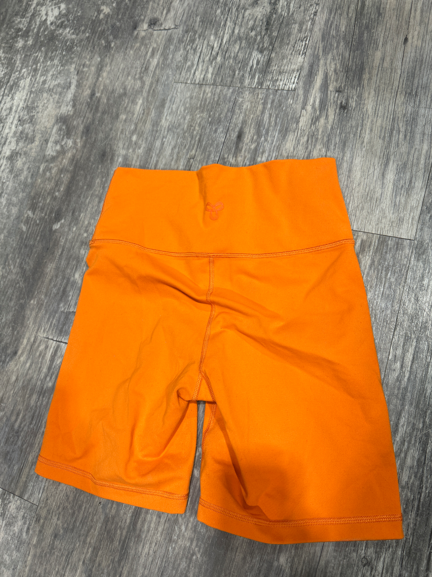 Aritzia Shorts Size Medium