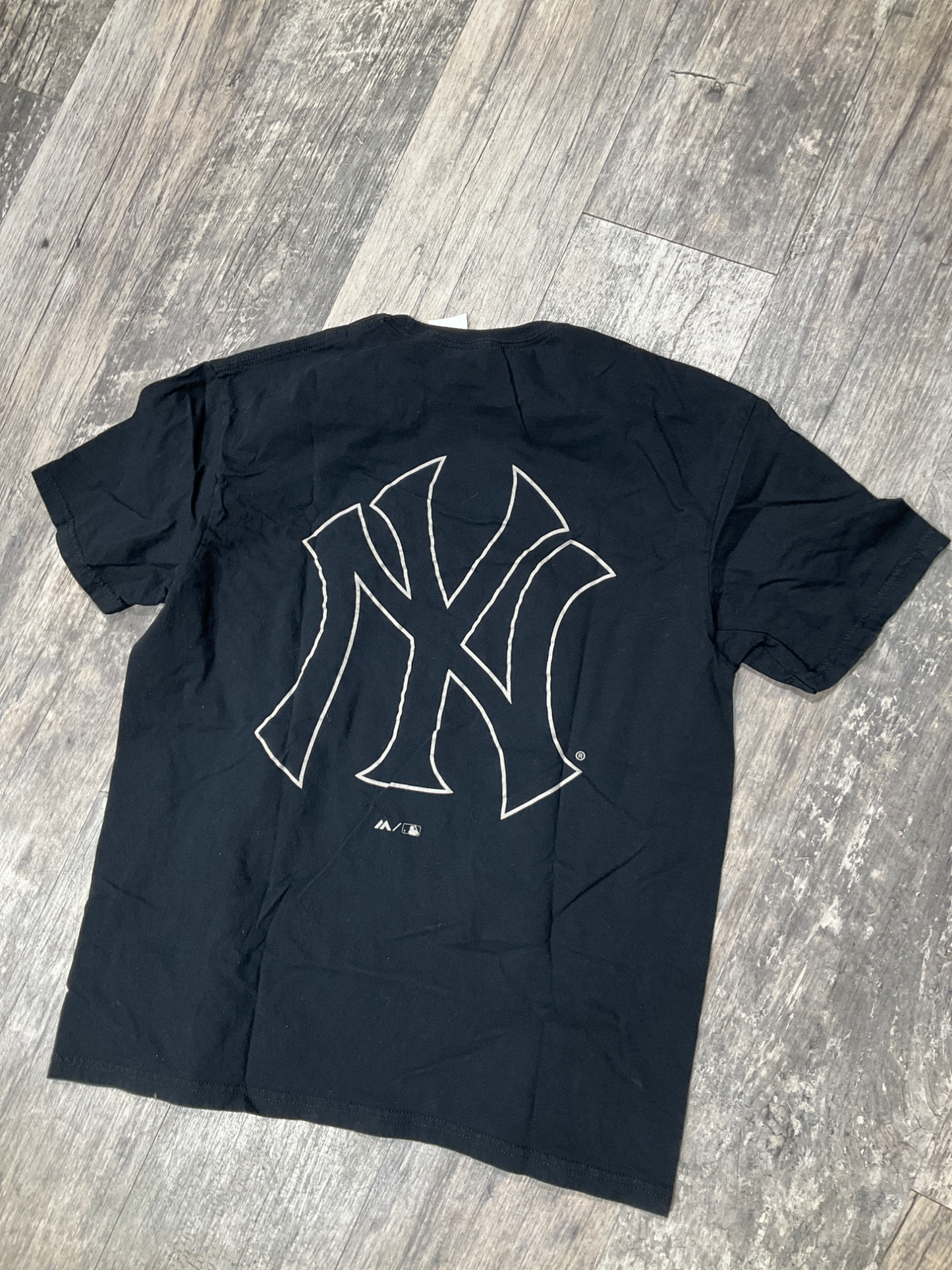Genuine Merchandise Short Sleeve Top Size Large