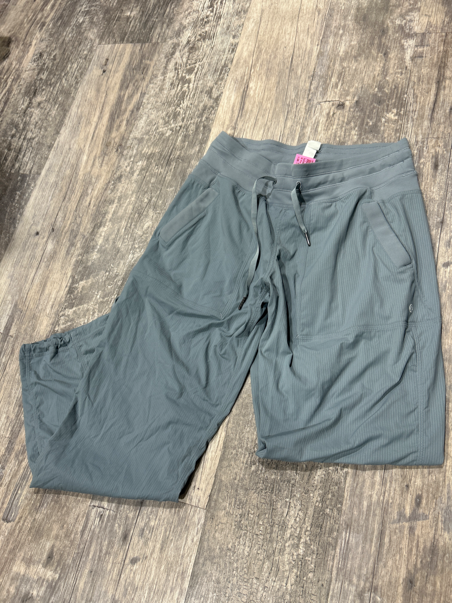 Lulus Khakis Size 7/8 (29)
