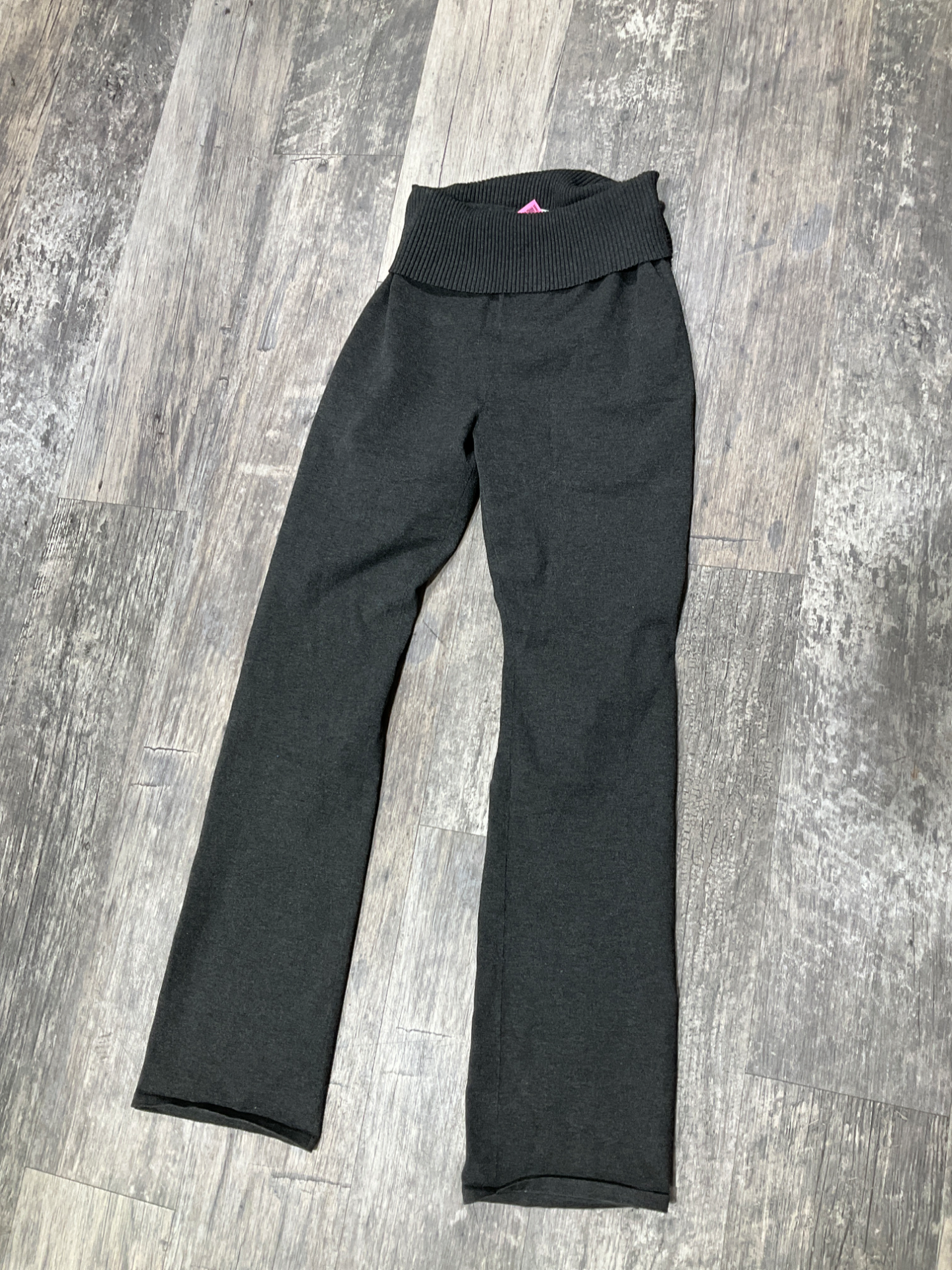 Sunday Best Khakis Size Medium