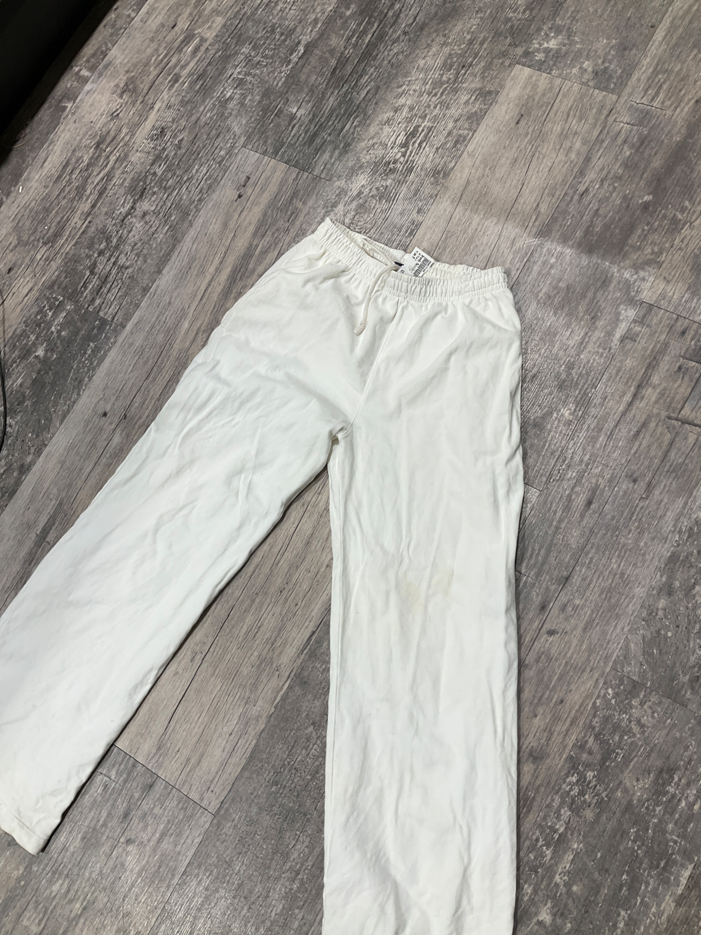 Brandy Melville Khakis Size Medium