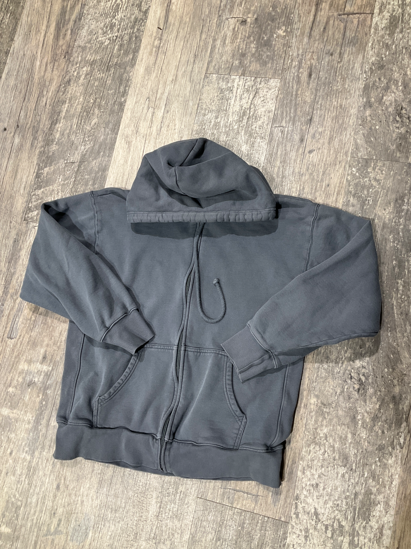 Tna Sweatshirt Size Small