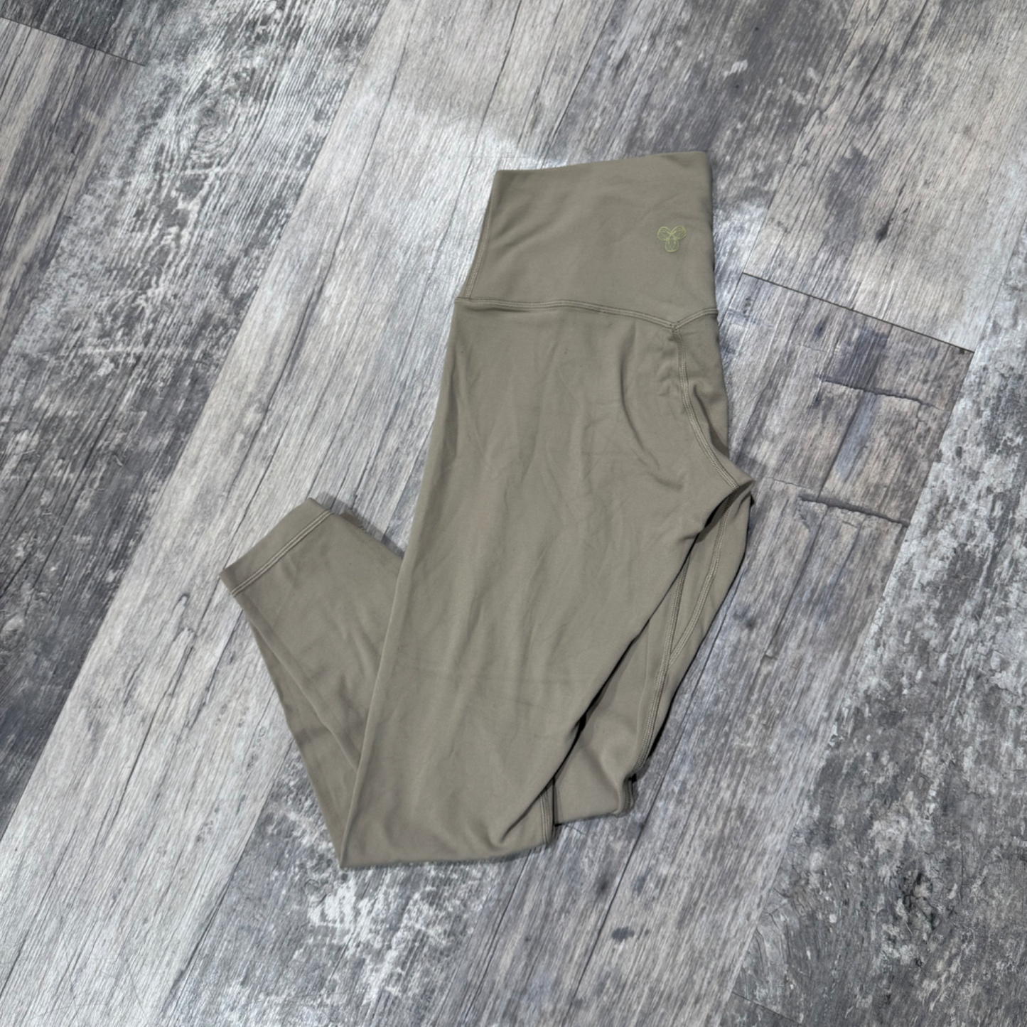 Tna Khakis Size 3/4 (27)