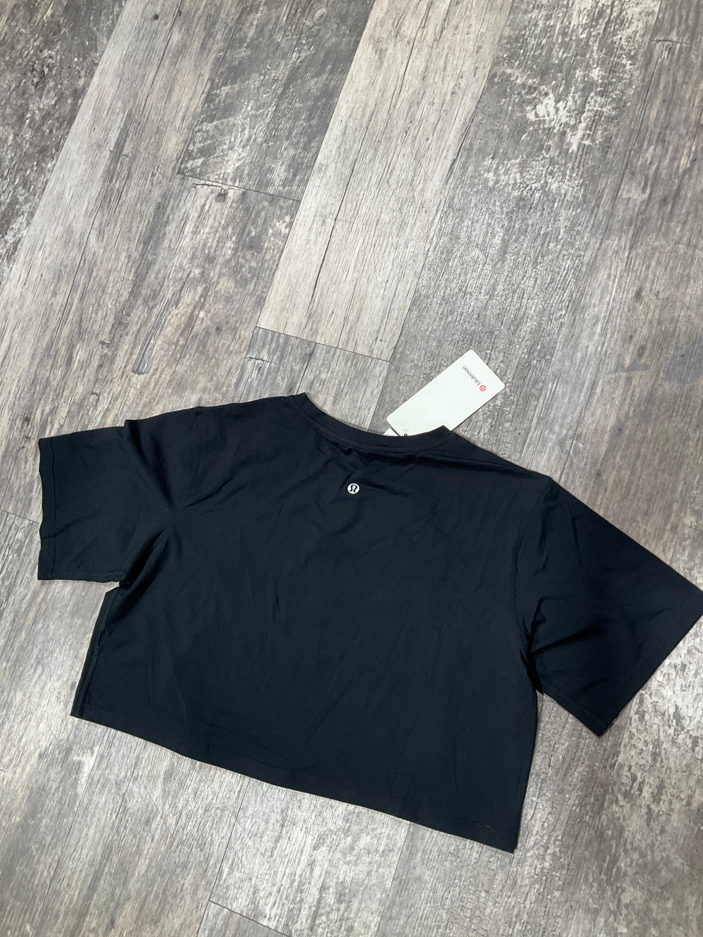 Lululemon T-Shirt Size 6