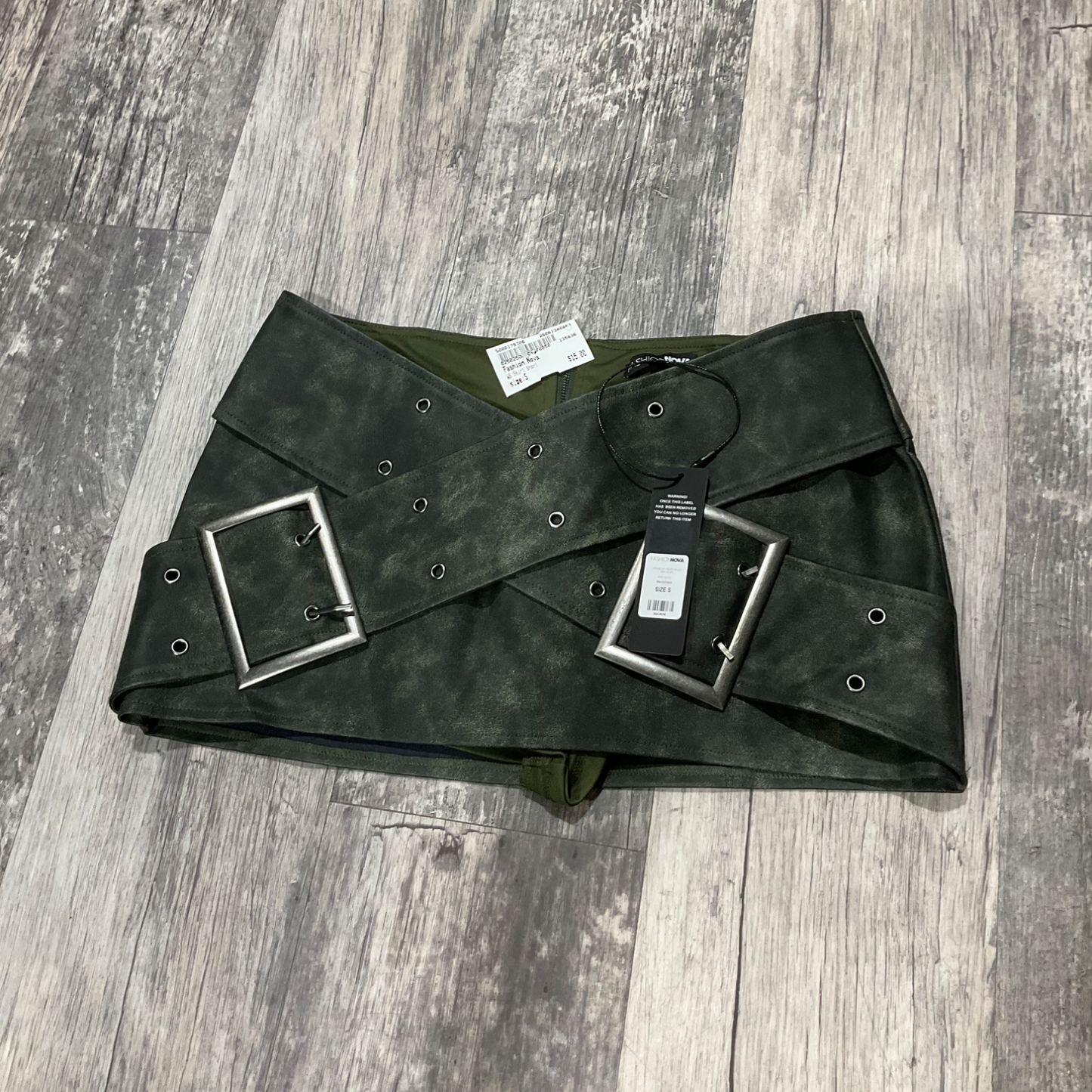 Fashion Nova Short Skirt Size Small