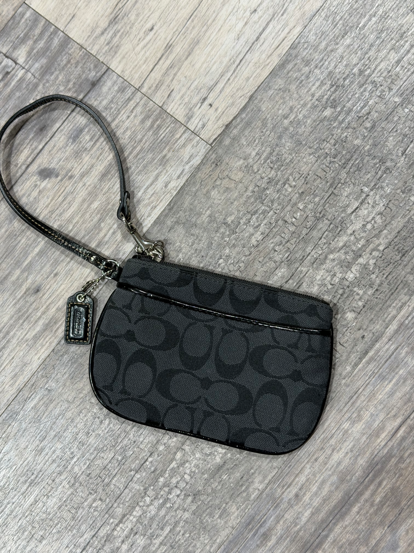 Wristlet Coach