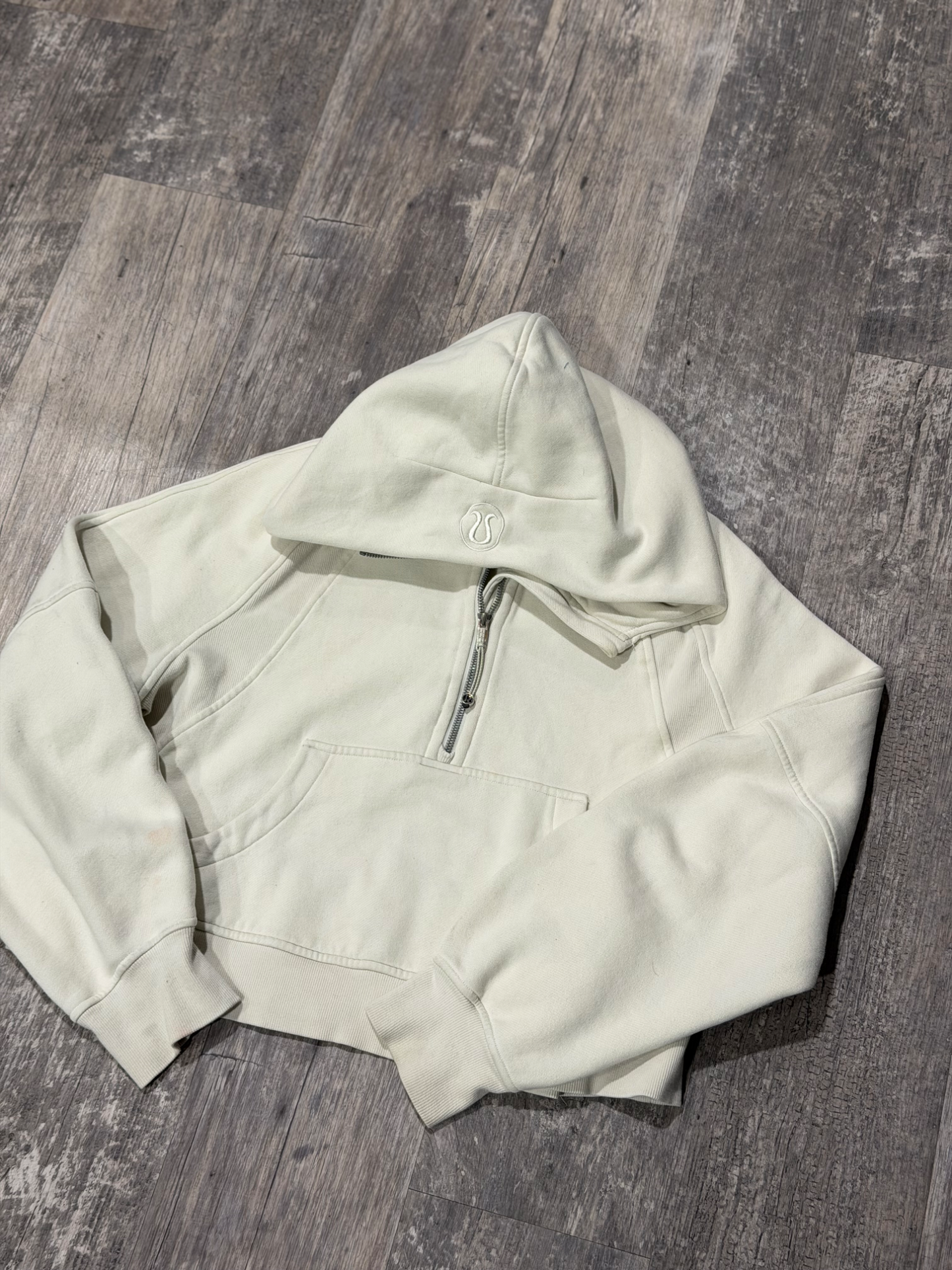 Lulu Lemon Sweater Size Small