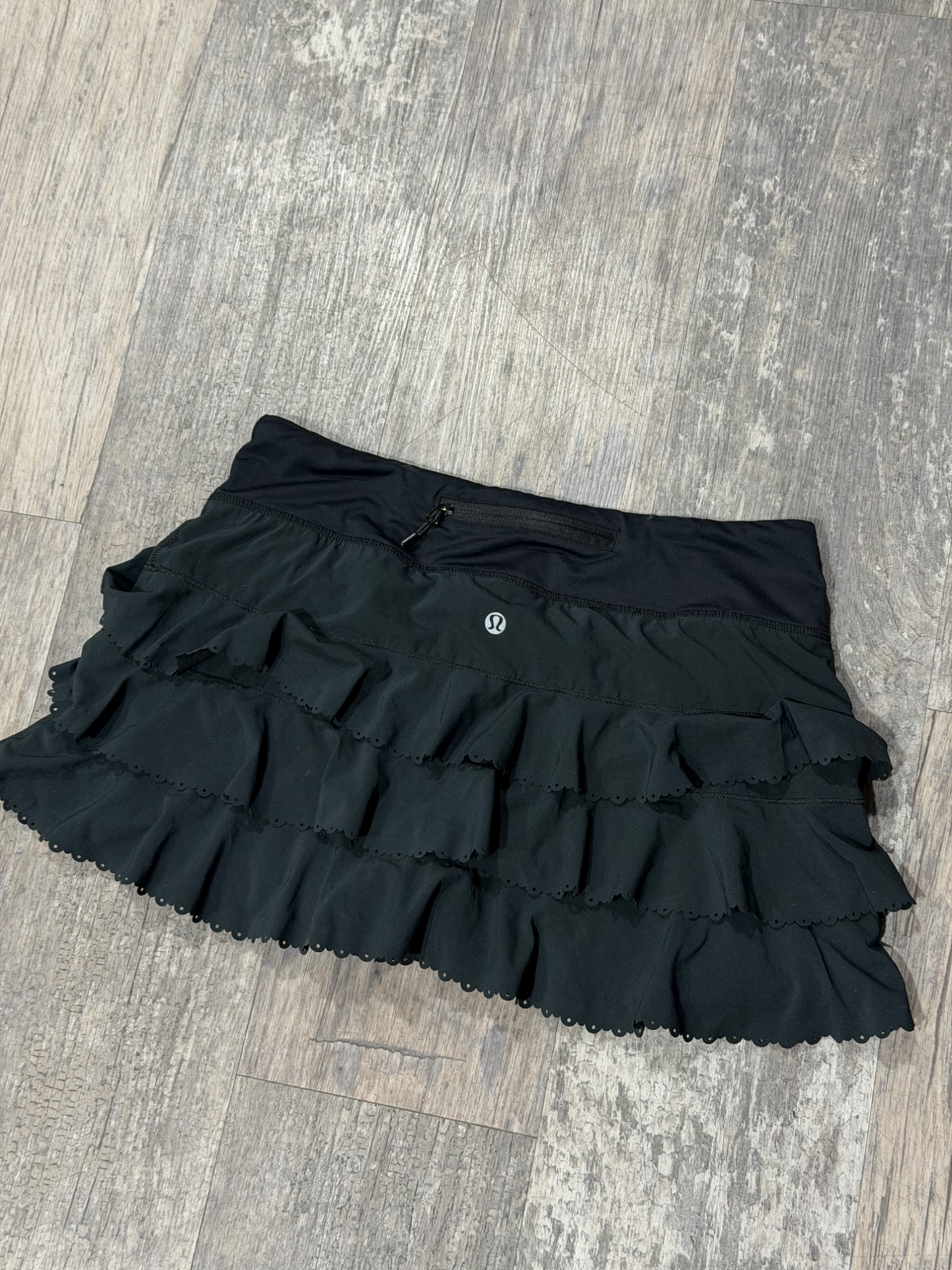 Lulu Lemon Short Skirt Size Small