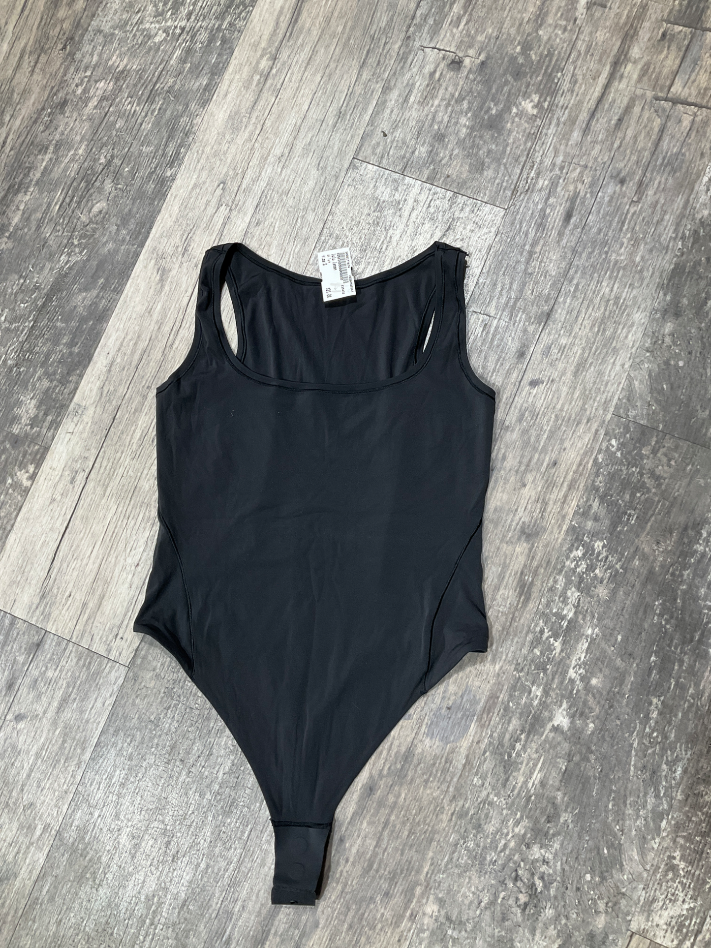 Lulu Lemon Athletic Top Size Medium
