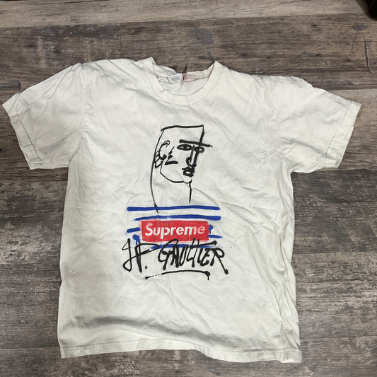 Supreme T-shirt Size Medium