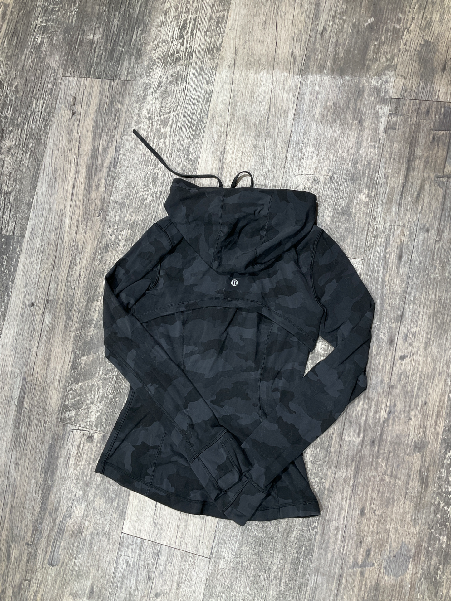 Lulu Lemon Long Sleeve Top Size 6