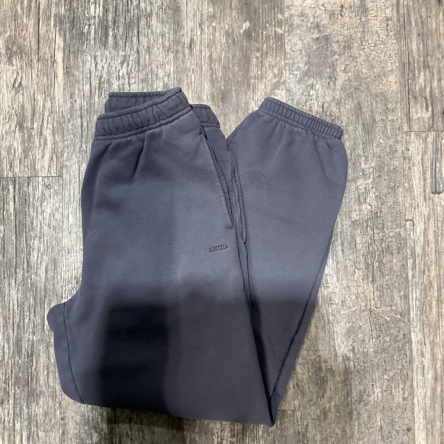 Tna Khakis Size Small