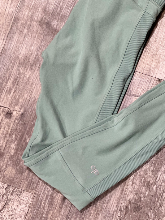 Alo Khakis Size Small