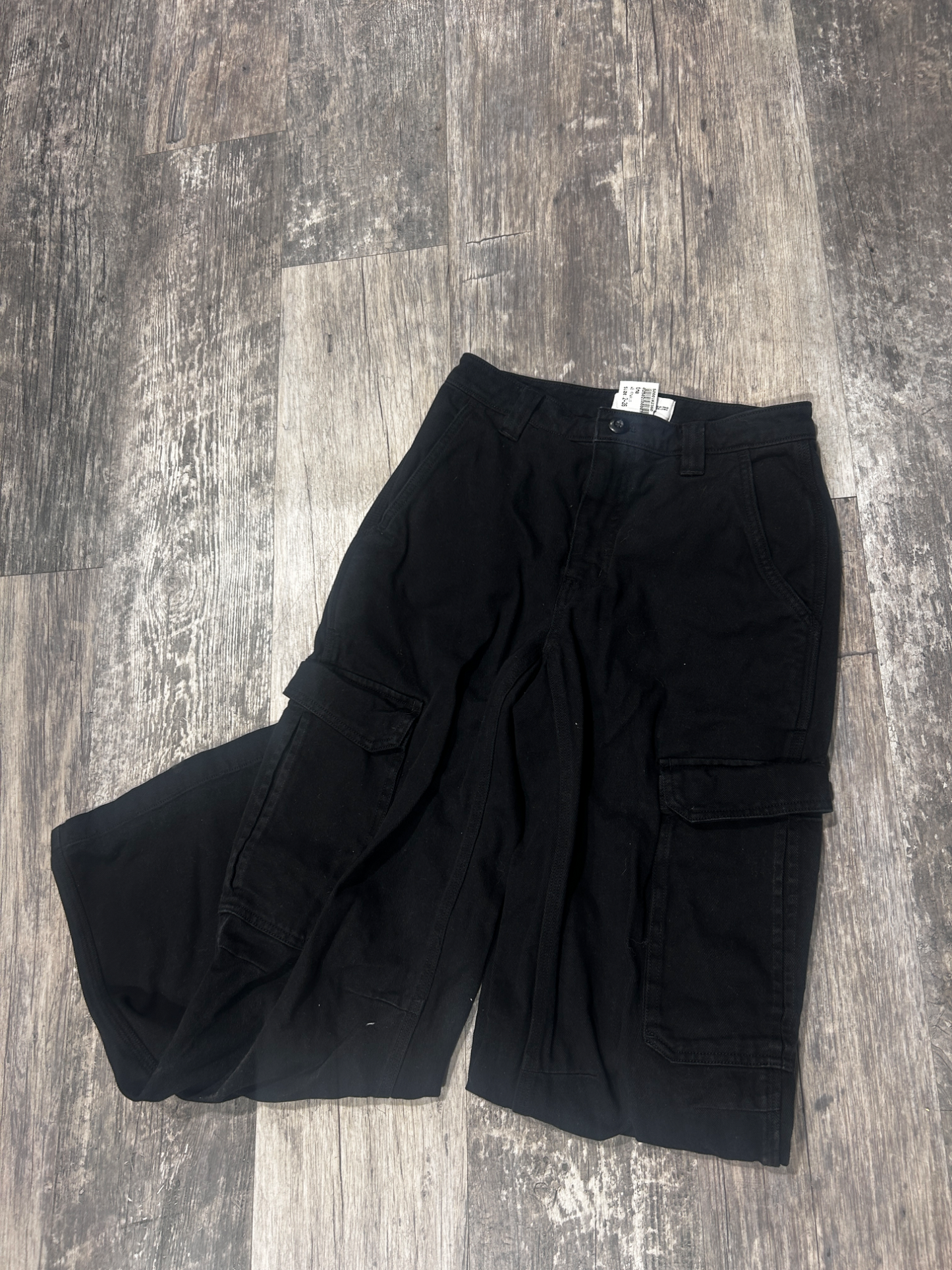 Tna Khakis Size 2 (26)