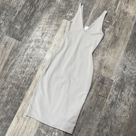 Babaton Dress Size Extra Small