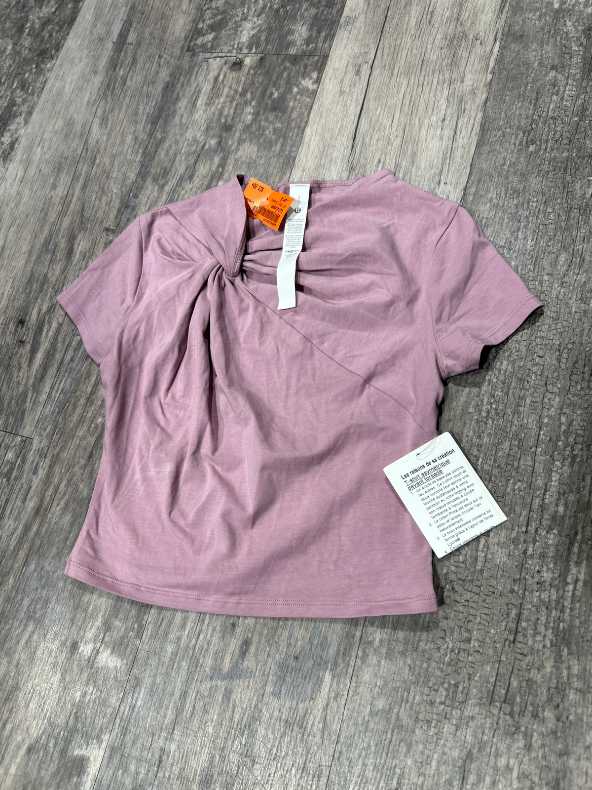 Lulu Lemon Athletic Top Size Small