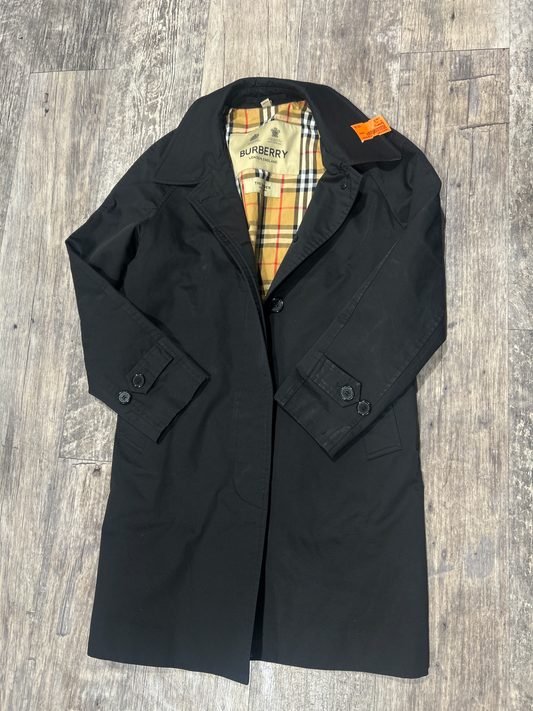 Burberry Outerwear Size Medium