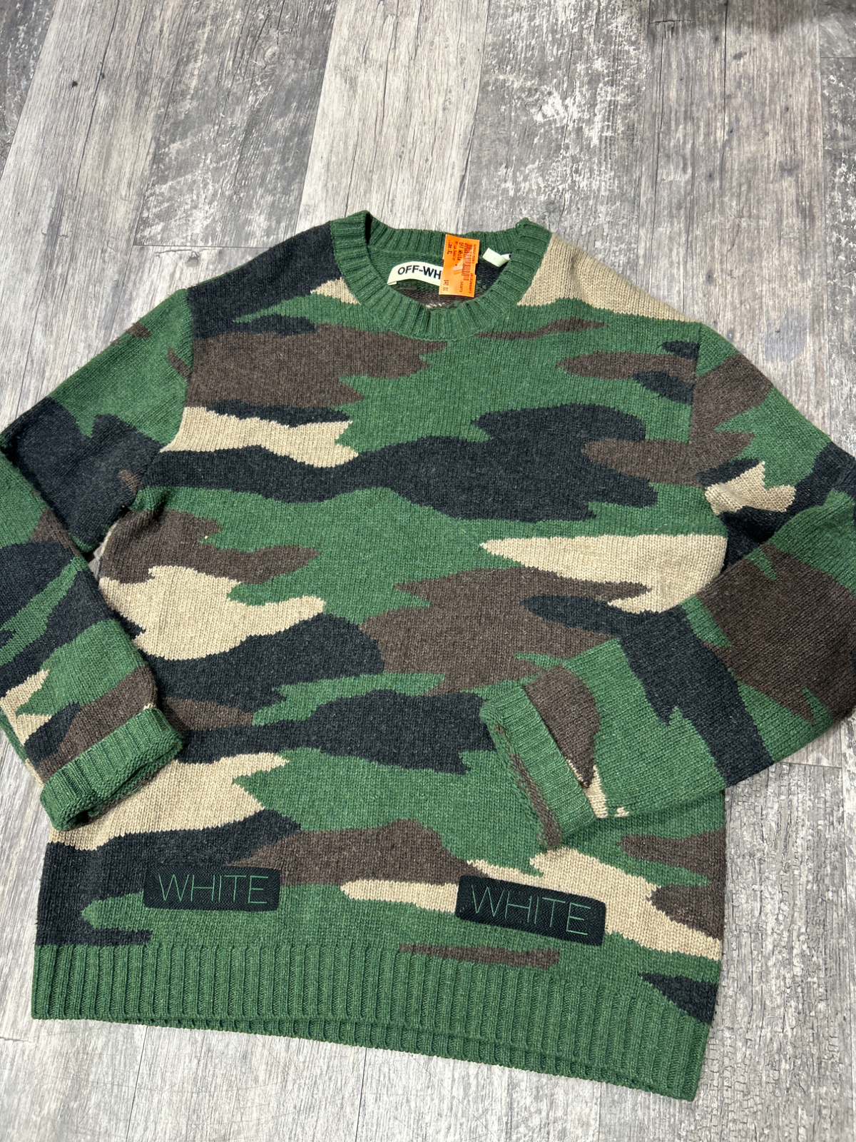 Off White Sweater Size Extra Large